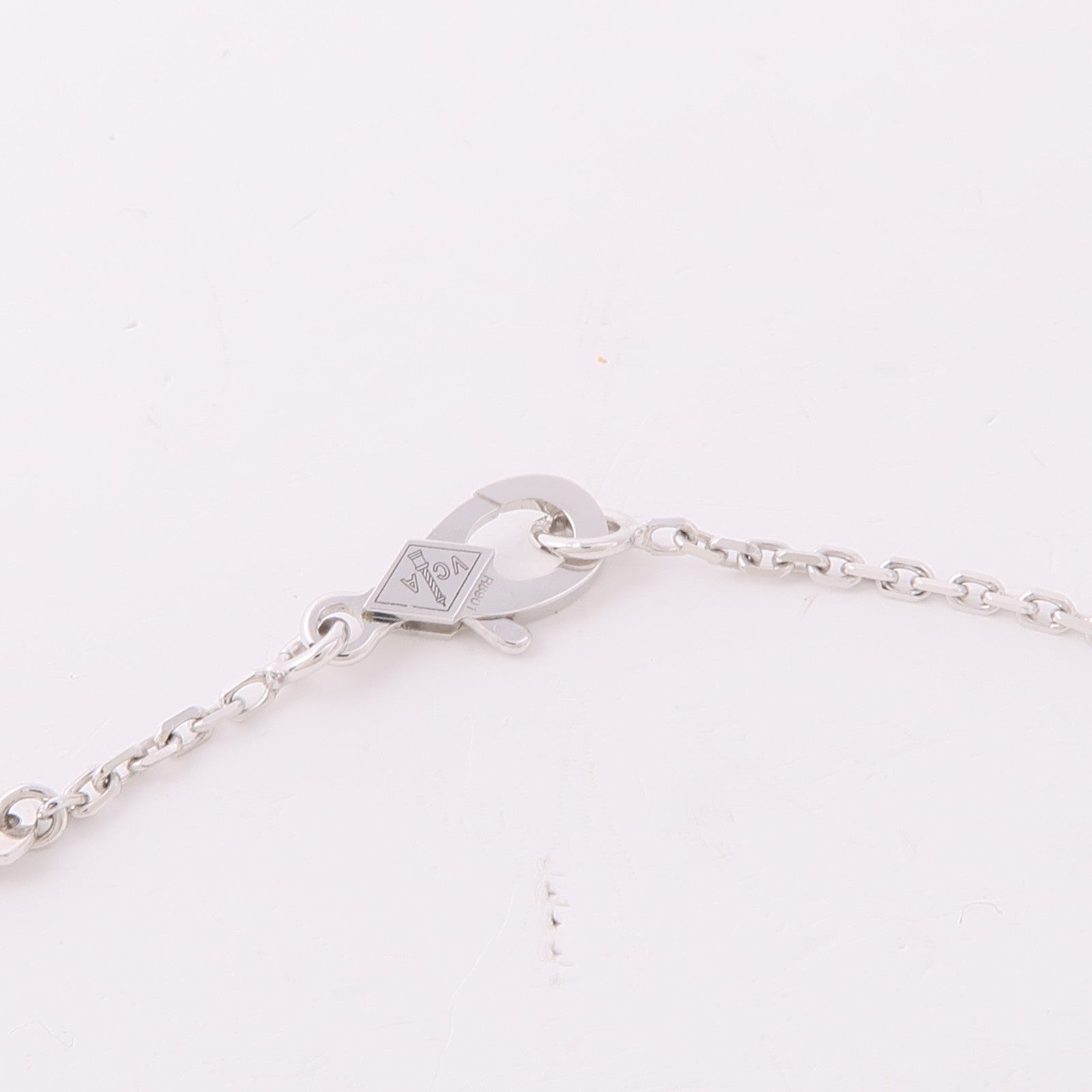 Van Cleef & Arpels 18K白金Vintage Alhambra Necklace鑽石項鍊