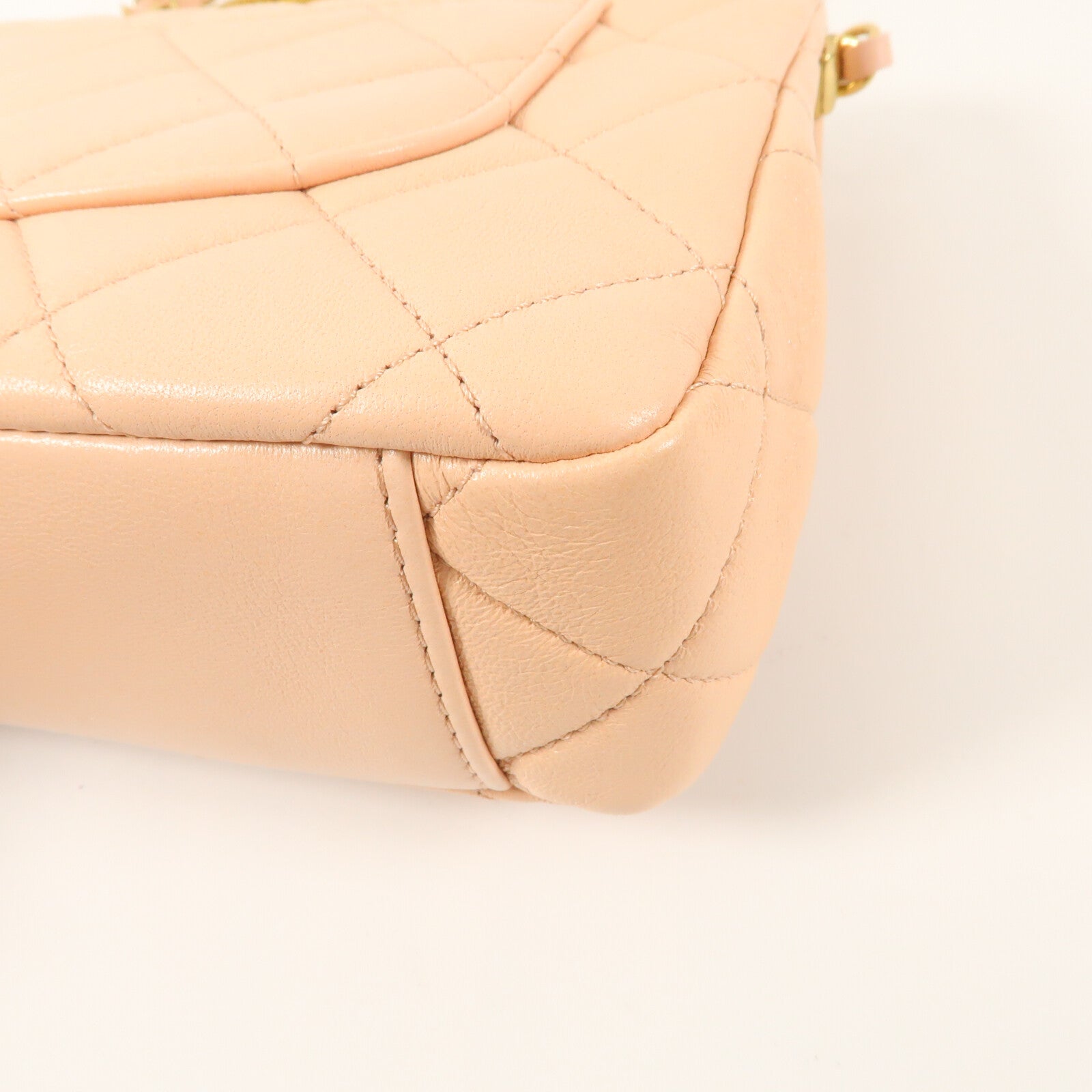 CHANEL 牛皮皮革CoCo Crush Handle Bag金扣鏈帶手挽肩背兩用袋