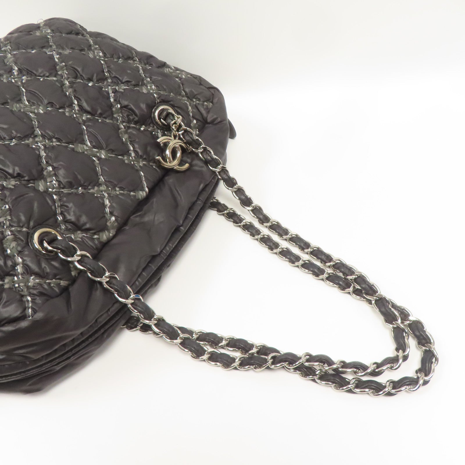 CHANEL 【激減優惠】菱格尼龍Chain Shoulder銀扣鏈帶肩背袋灰色