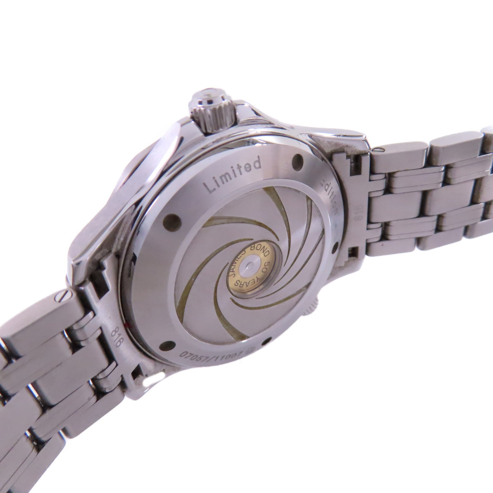 OMEGA Seamaster James Bond 212.30.41.20.01.005