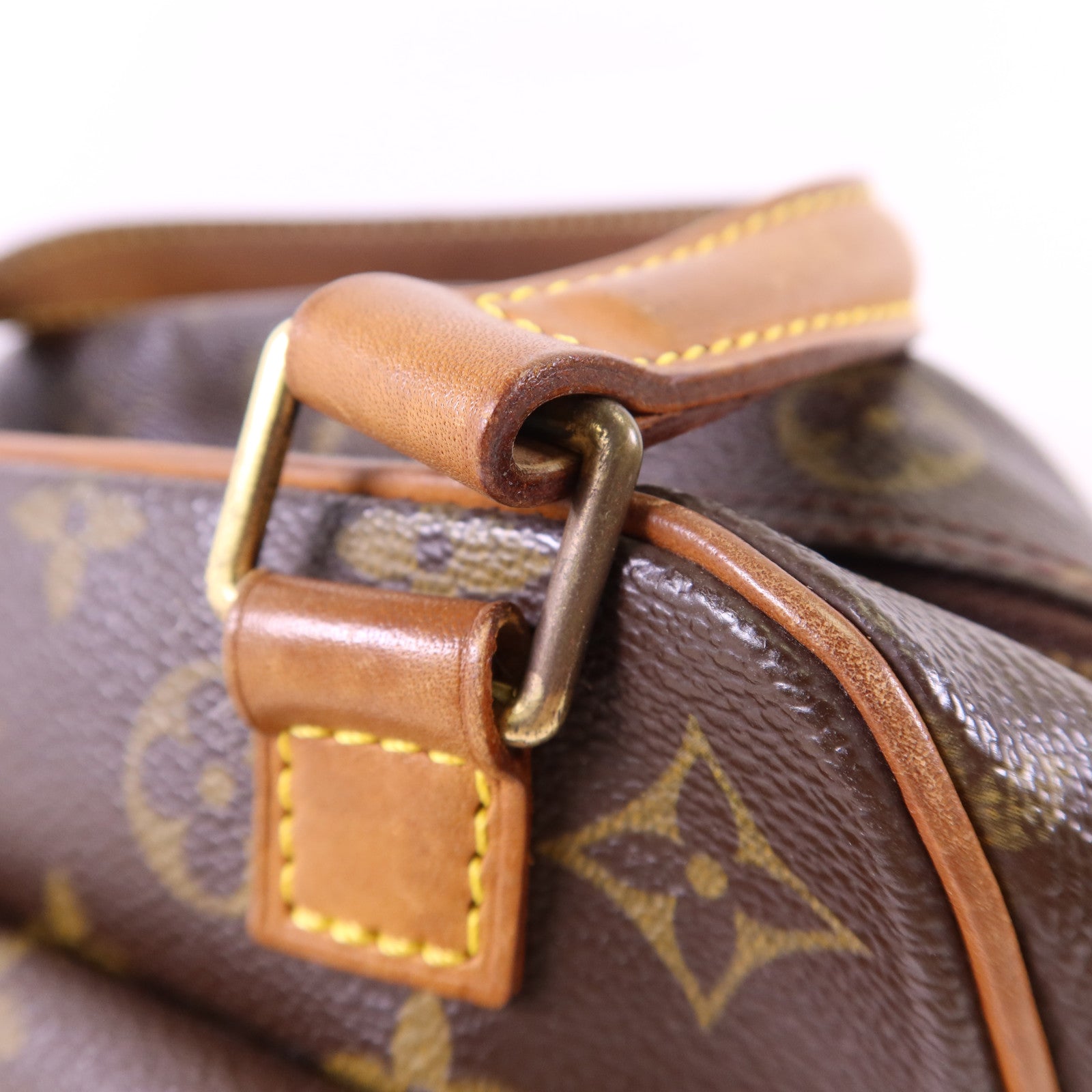 LOUIS VUITTON Monogram Excentri-cite金扣手挽袋M51161