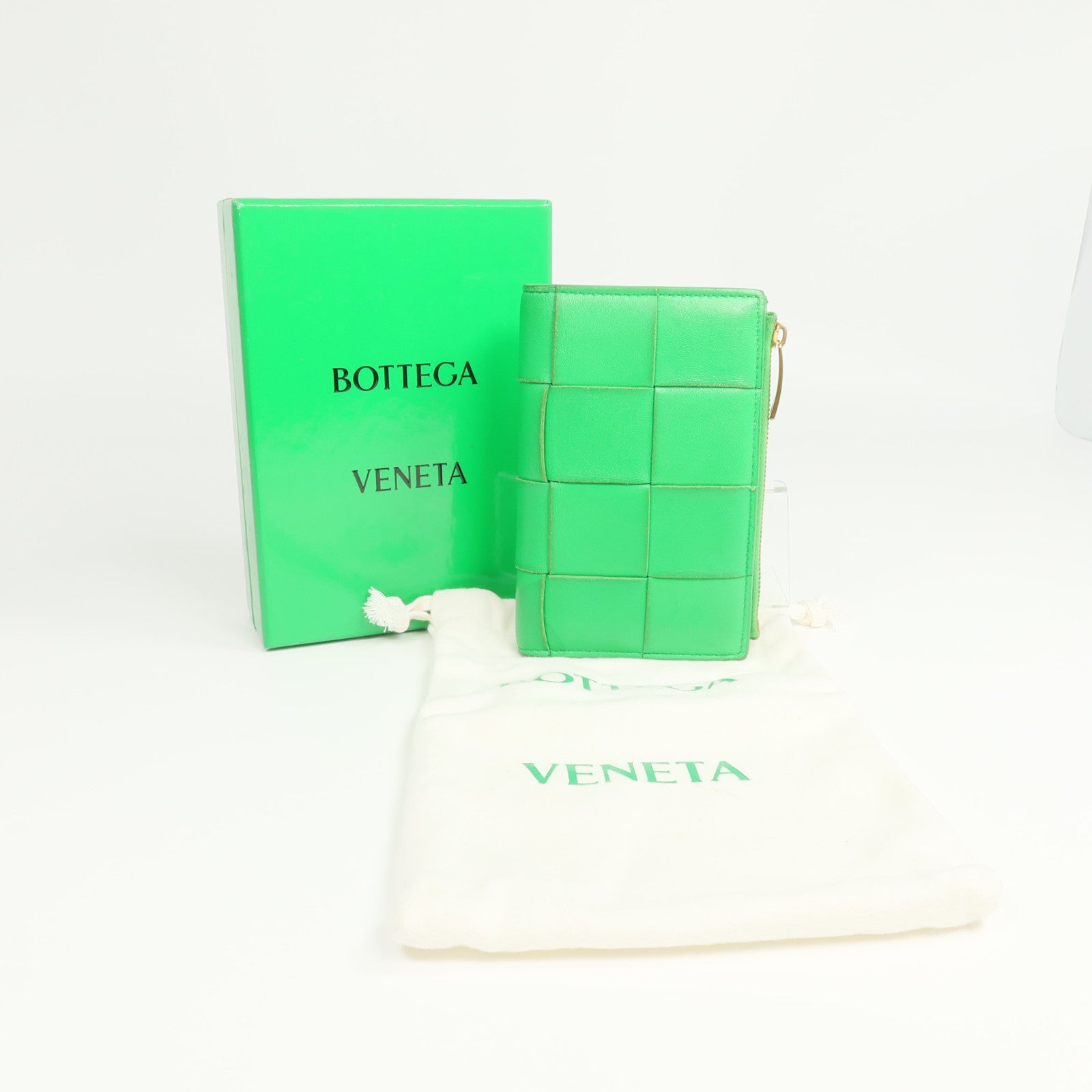 BOTTEGA VENETA 羊皮皮革Wallet金扣錢包