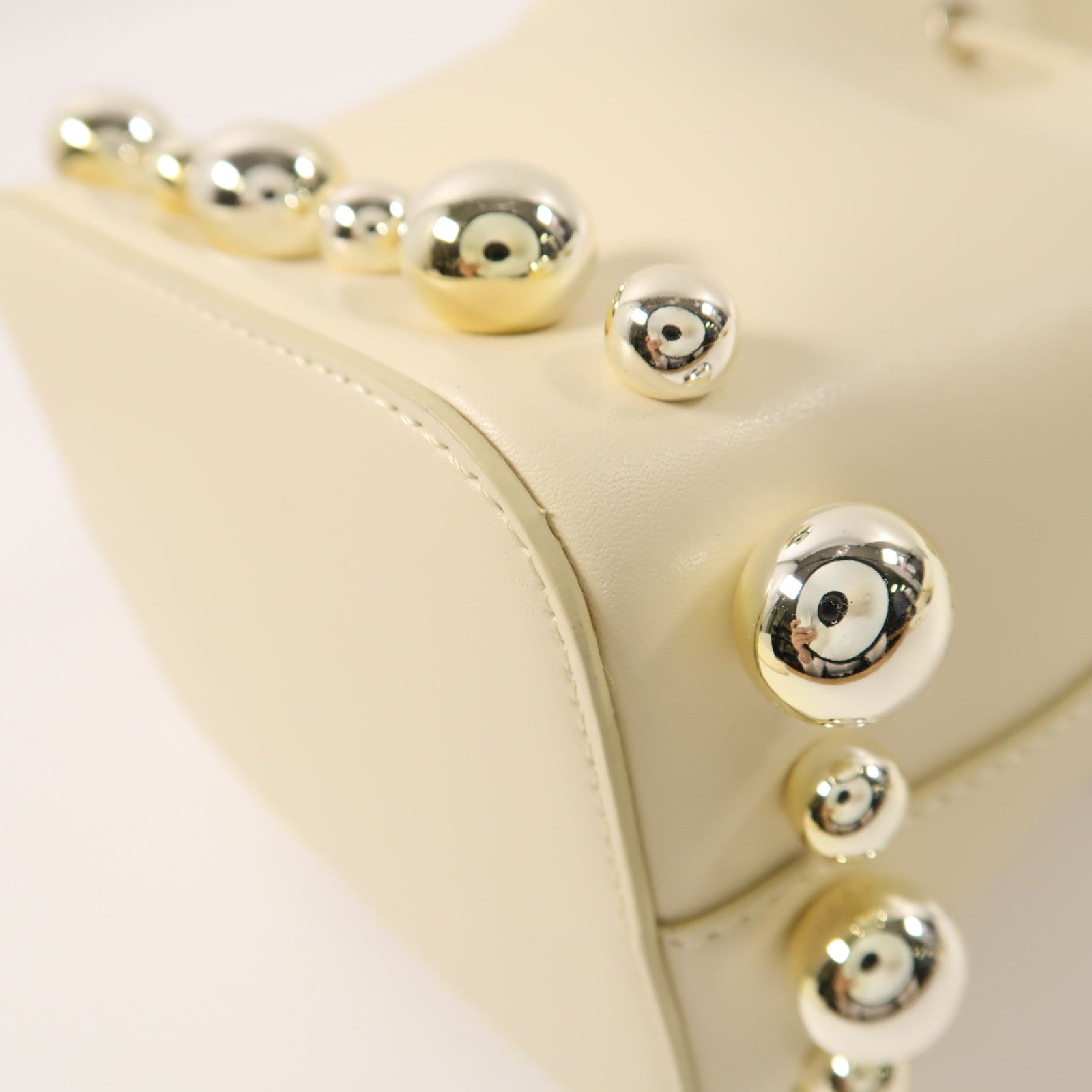 FENDI 牛皮皮革Mon Tresor金扣手挽肩背兩用袋白色