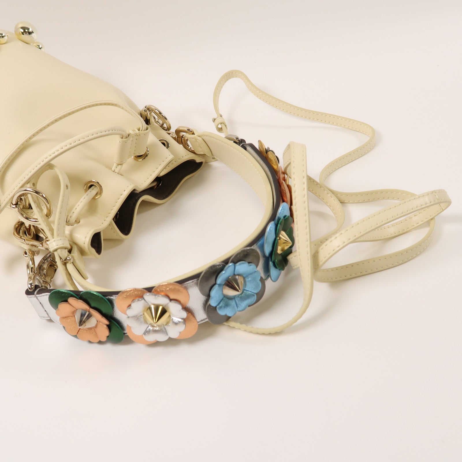 FENDI 【激減優惠】牛皮皮革Mon Tresor金扣手挽肩背兩用袋白色