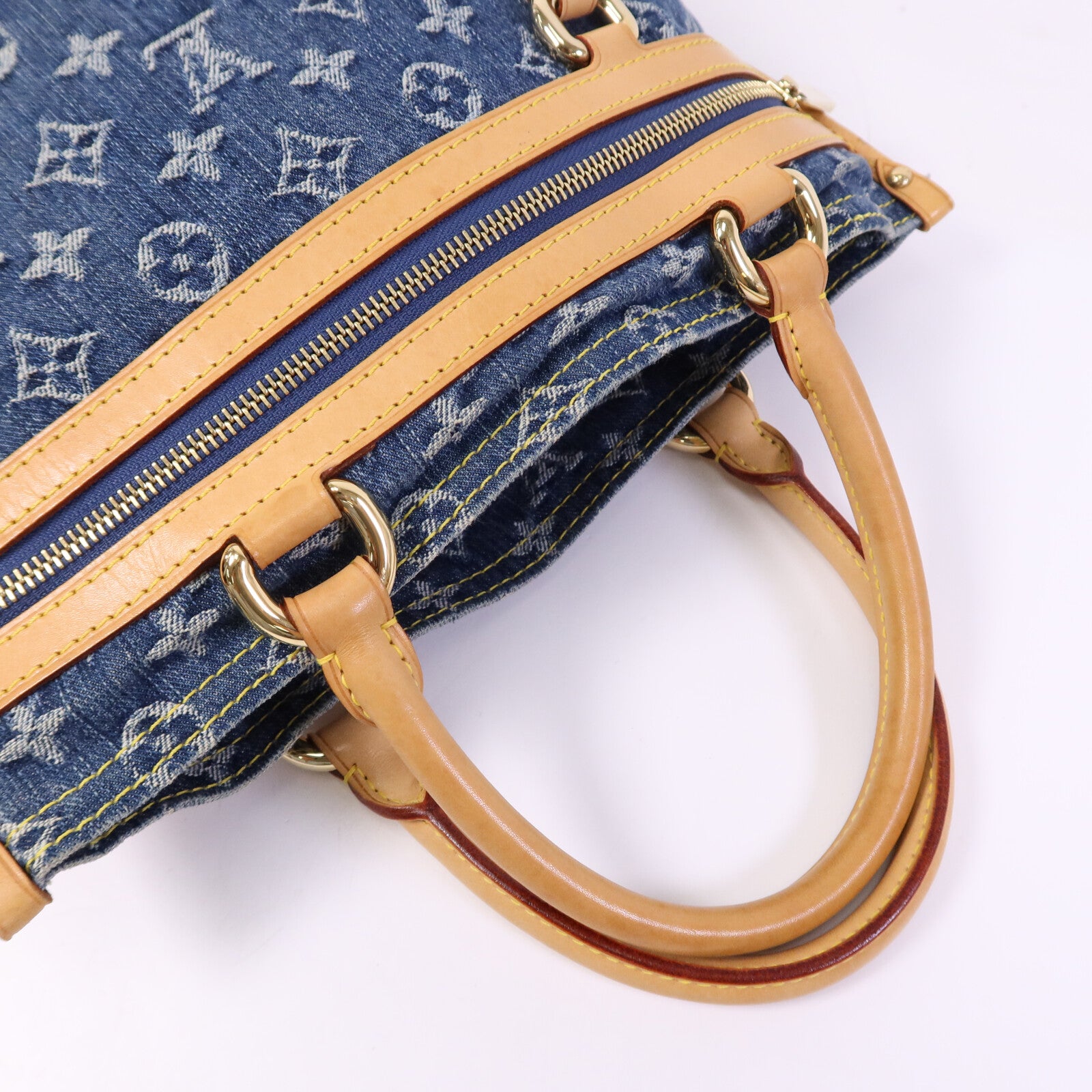 LOUIS VUITTON Monogram Denim Flat Shopper金扣手挽袋