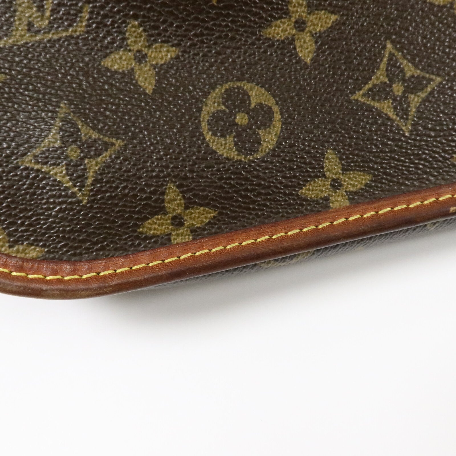 LOUIS VUITTON Monogram Bosphore肩背袋