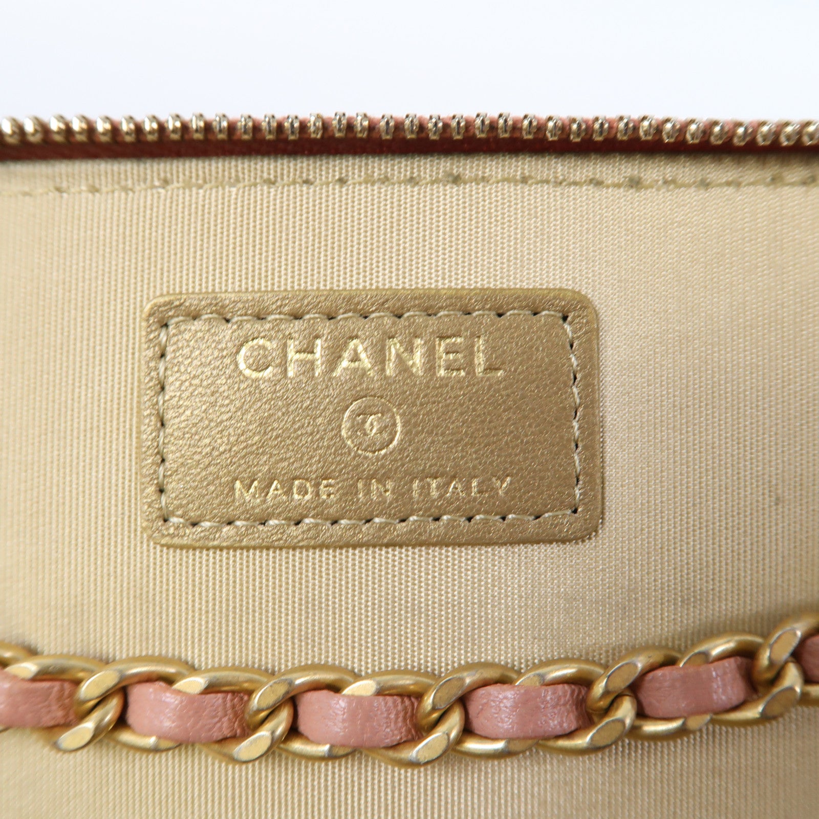 CHANEL 菱格羊皮皮革Vanity Case金扣鏈帶肩背袋粉紅色