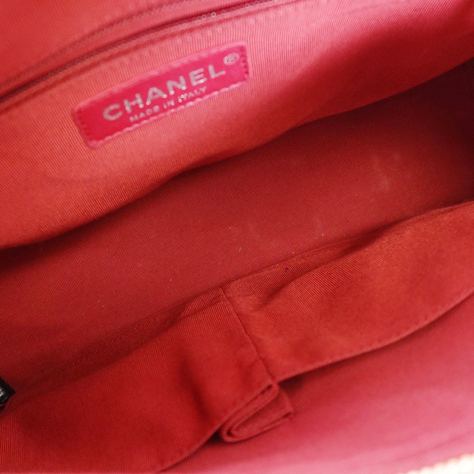 CHANEL 牛皮皮革Medium Gabrielle金扣鏈帶肩背袋