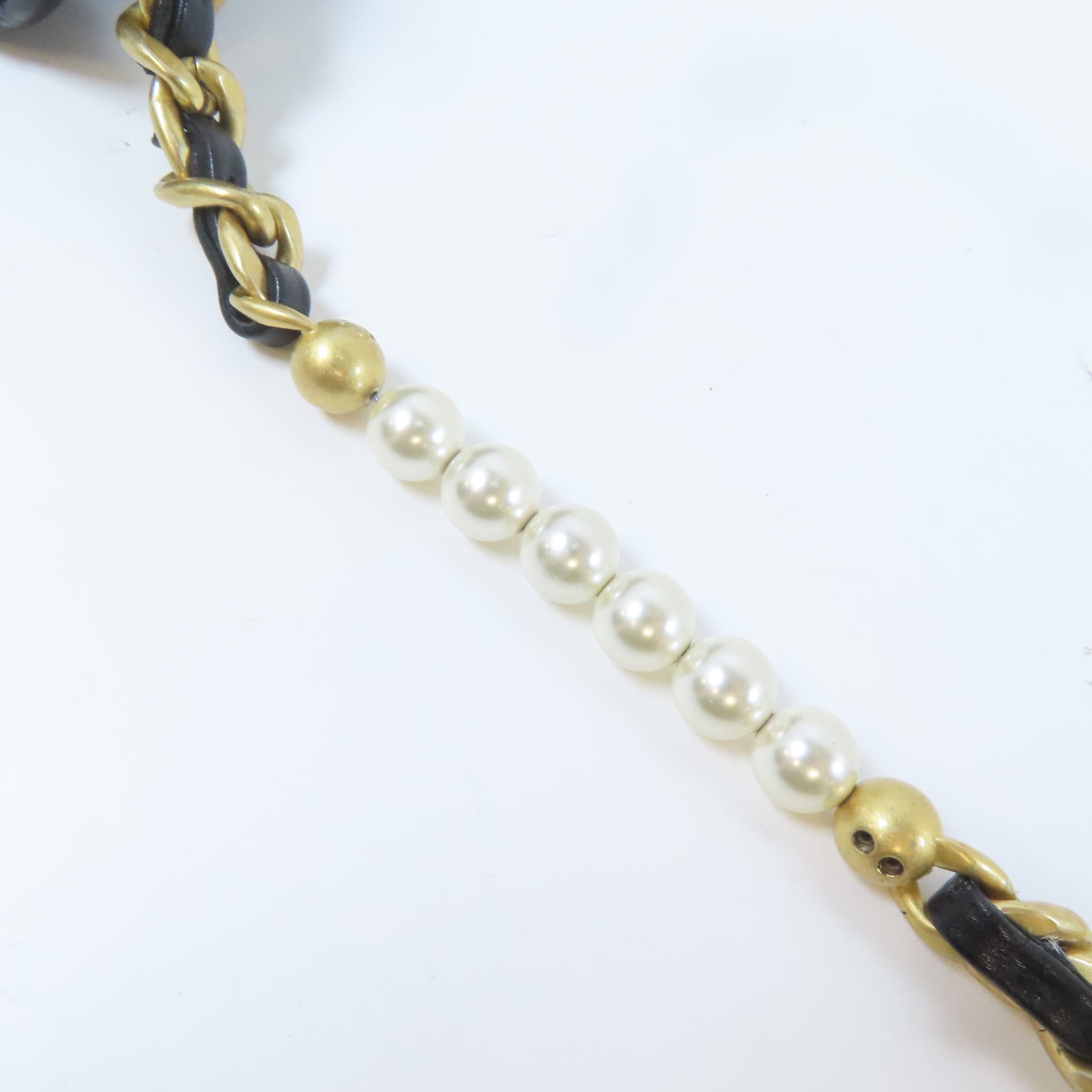 CHANEL 【激減優惠】菱格牛皮皮革Mini Flap Pearl金扣鏈帶肩背袋黑色