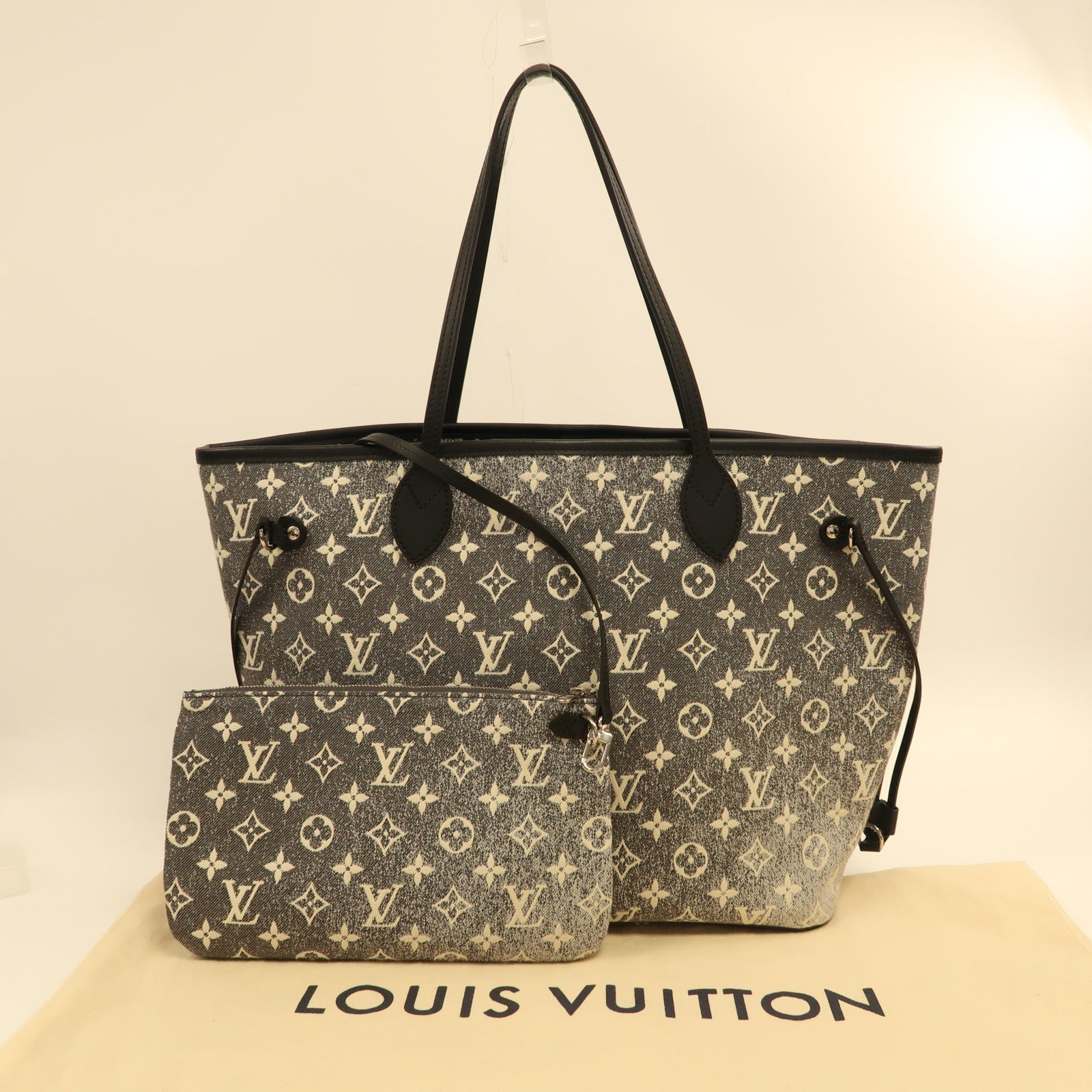 LOUIS VUITTON Monogram Jaquard Denim Neverfull MM銀扣手挽袋灰色/白色