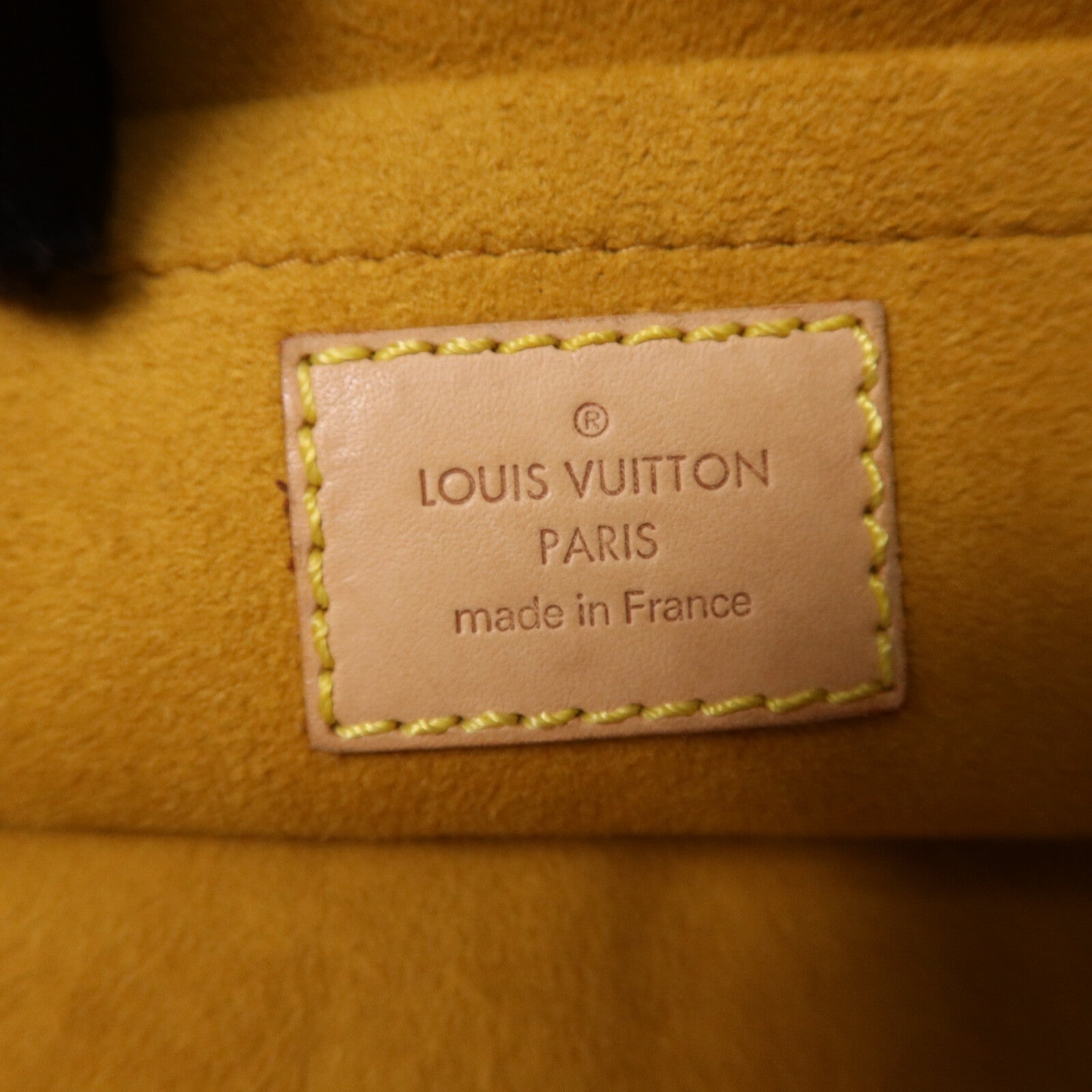 LOUIS VUITTON Monogram Denim Flat Shopper金扣手挽袋