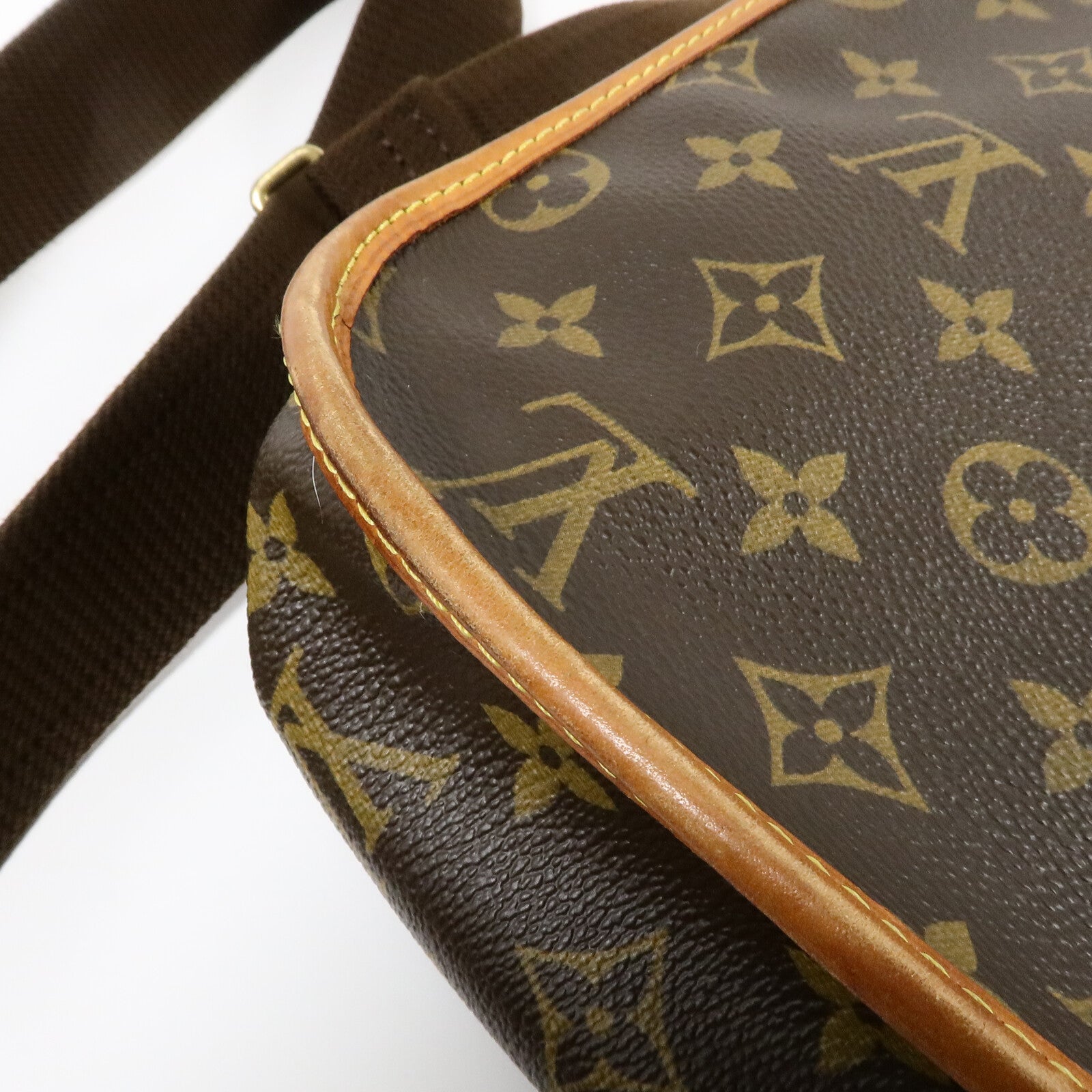 LOUIS VUITTON Monogram Bosphore肩背袋