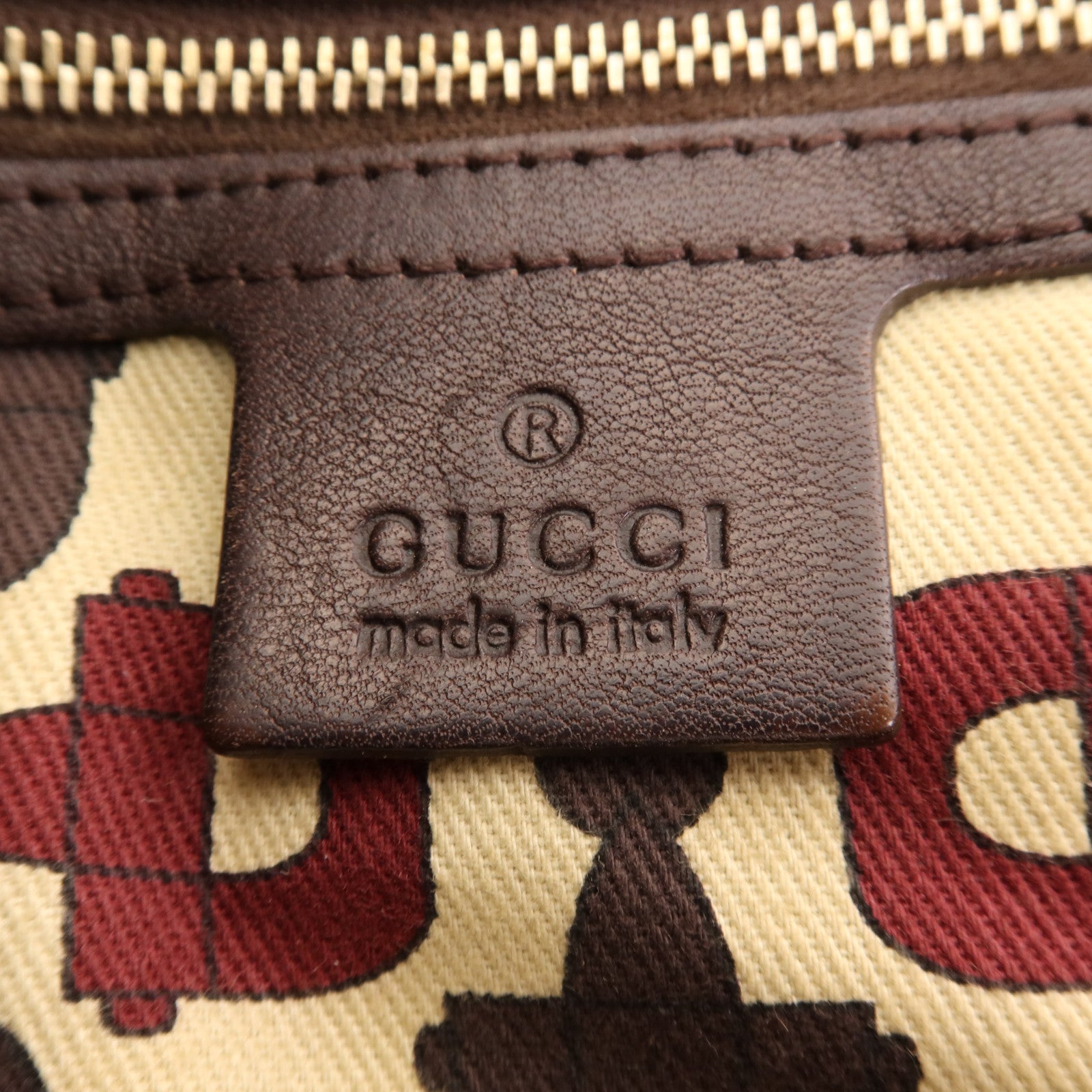 GUCCI 牛皮皮革Pelham金扣肩背袋