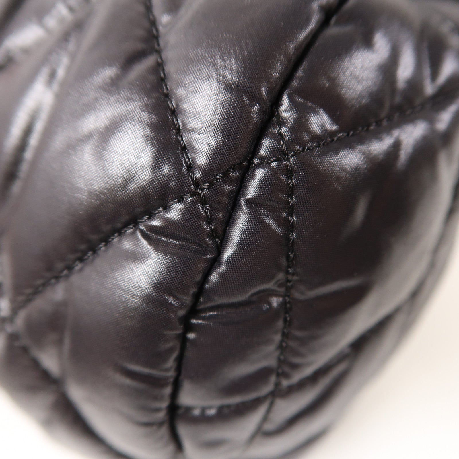 CHANEL 尼龍Handbag銀扣手拿包