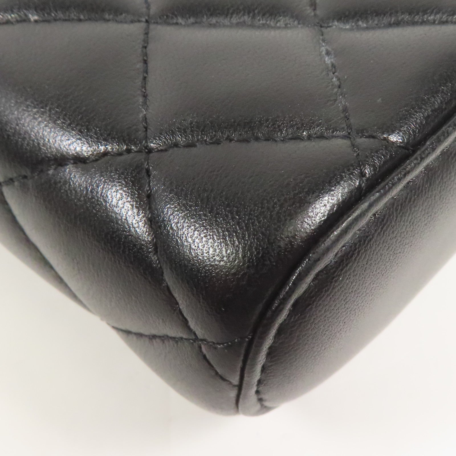 CHANEL 羊皮皮革Shoulder Bag金扣鏈帶肩背袋
