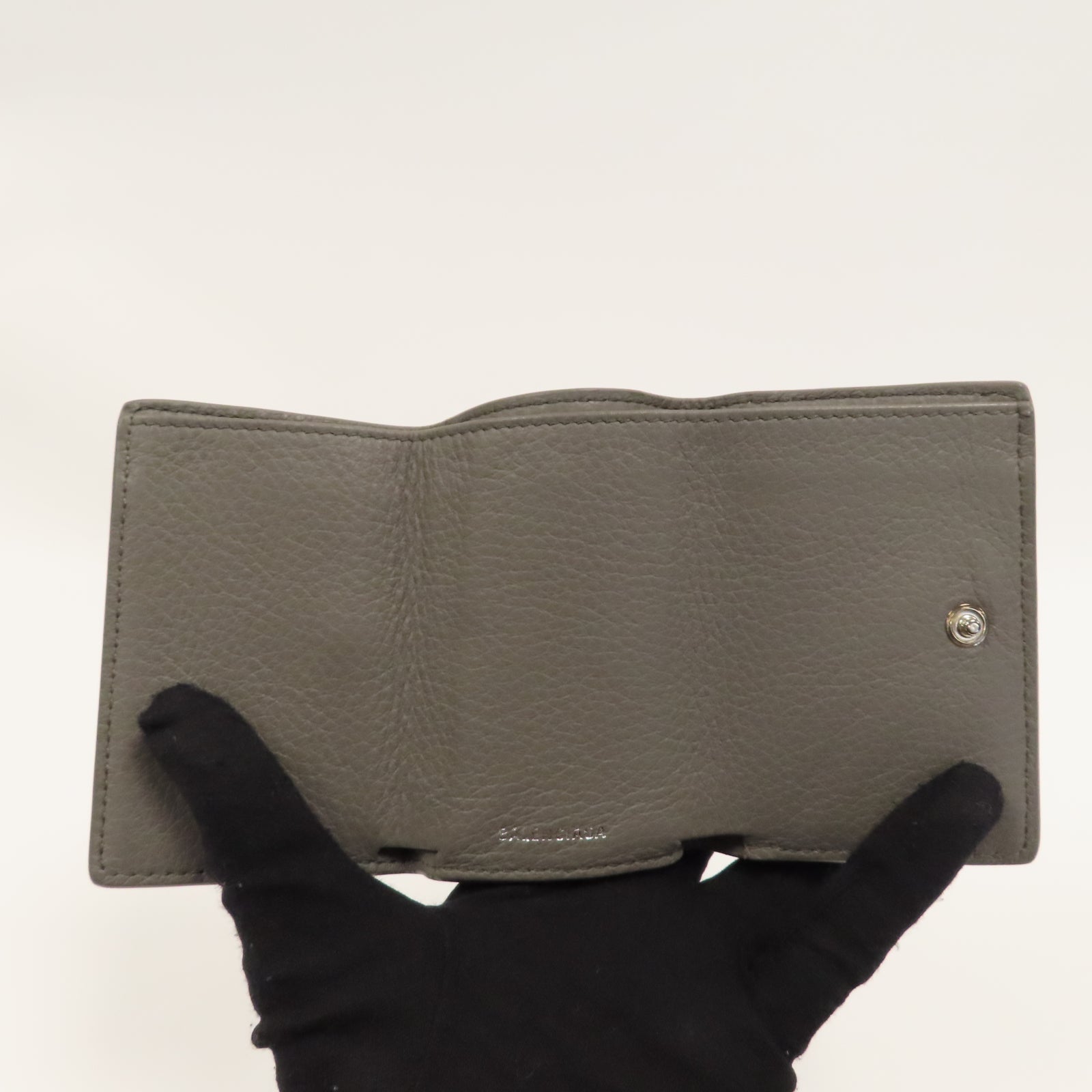 BALENCIAGA 牛皮皮革Wallet銀扣錢包灰色