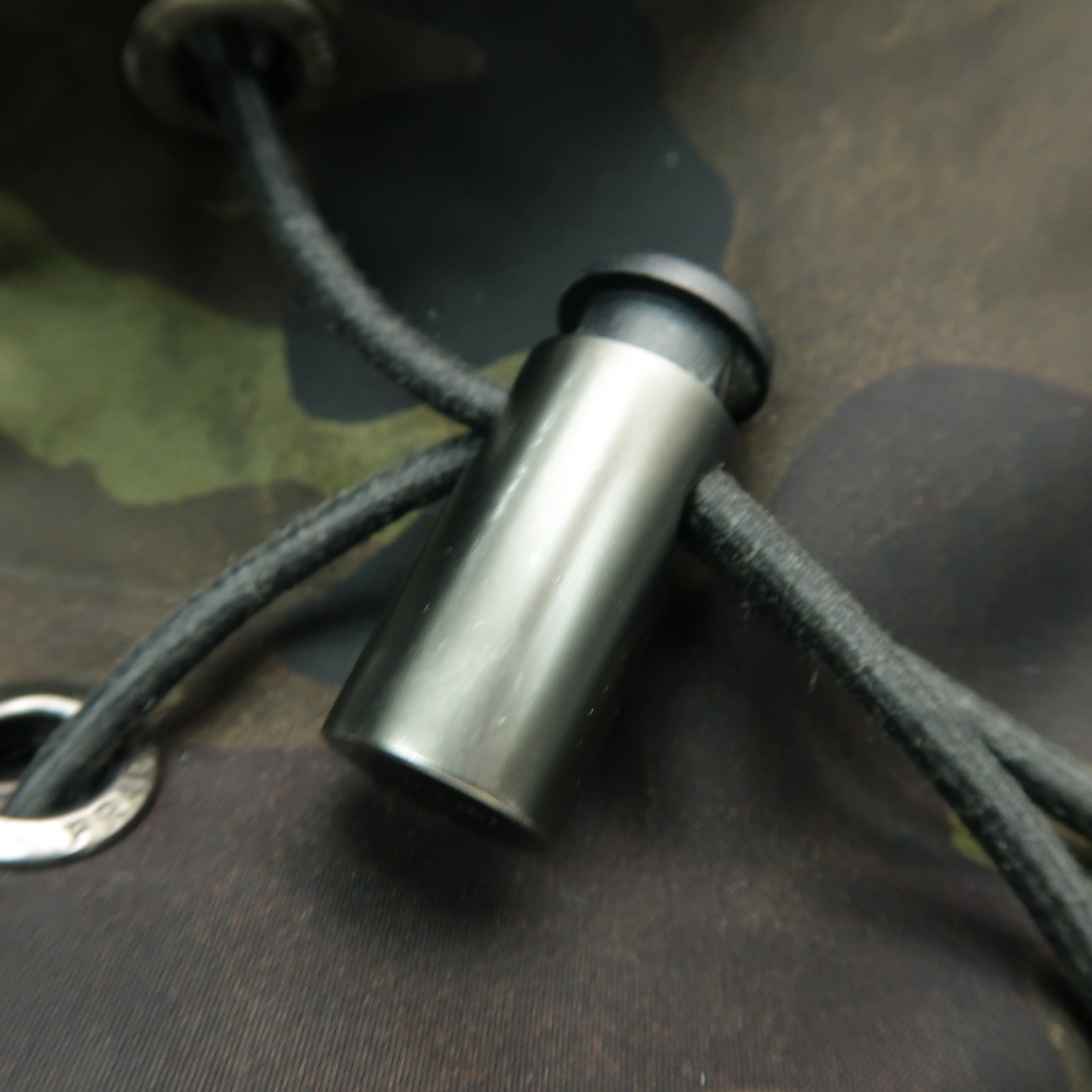 PRADA 尼龍Backpack銀扣背包卡其色