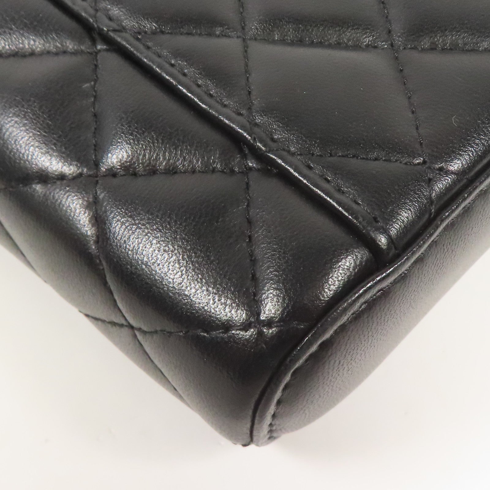CHANEL 羊皮皮革Shoulder Bag金扣鏈帶肩背袋