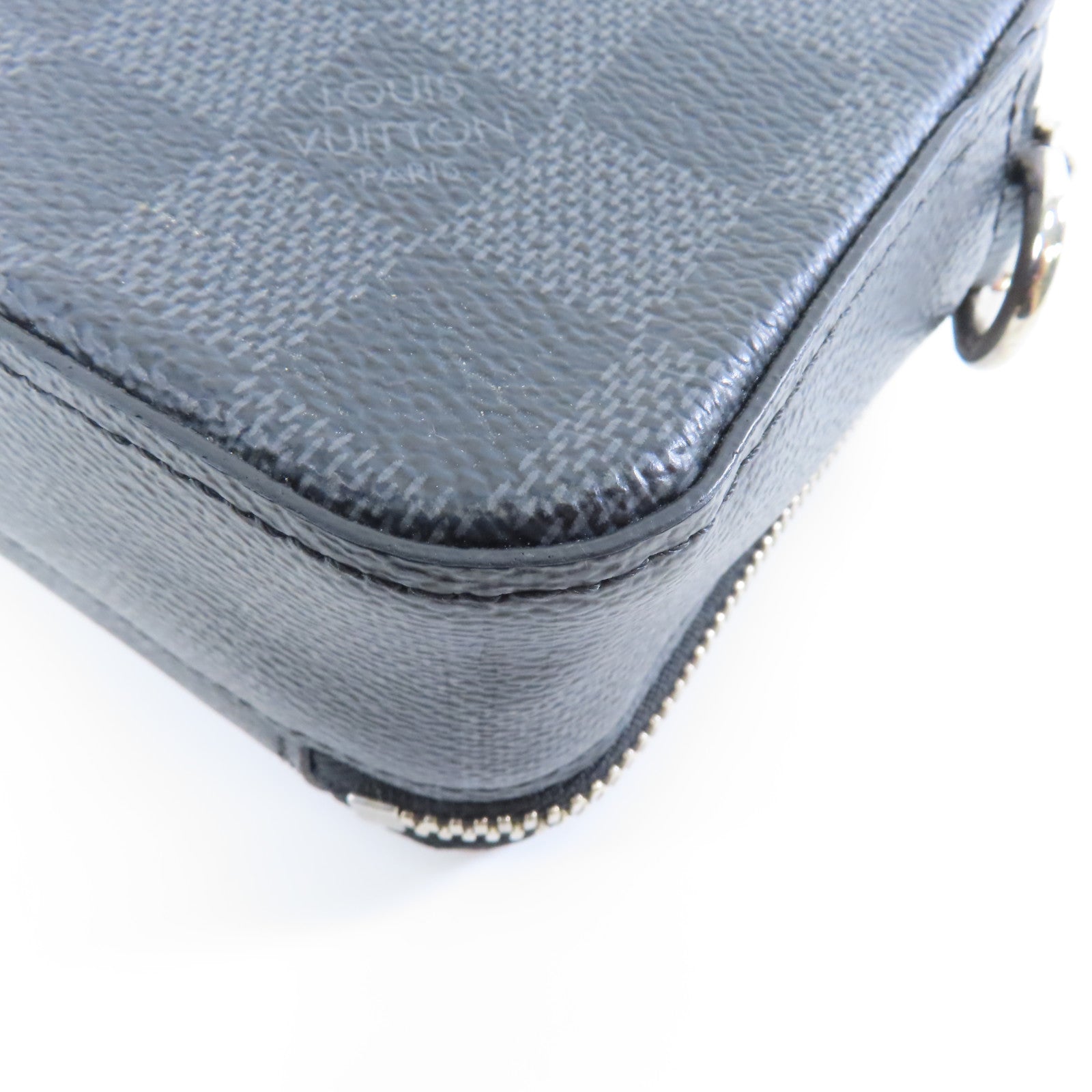 LOUIS VUITTON Damier Graphite Alpha Wearable Wallet銀扣肩背袋黑色