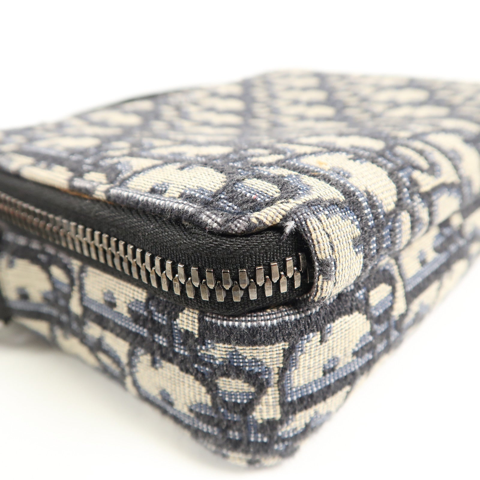 Dior 帆布Zipped Pouch With Strap銀扣肩背袋