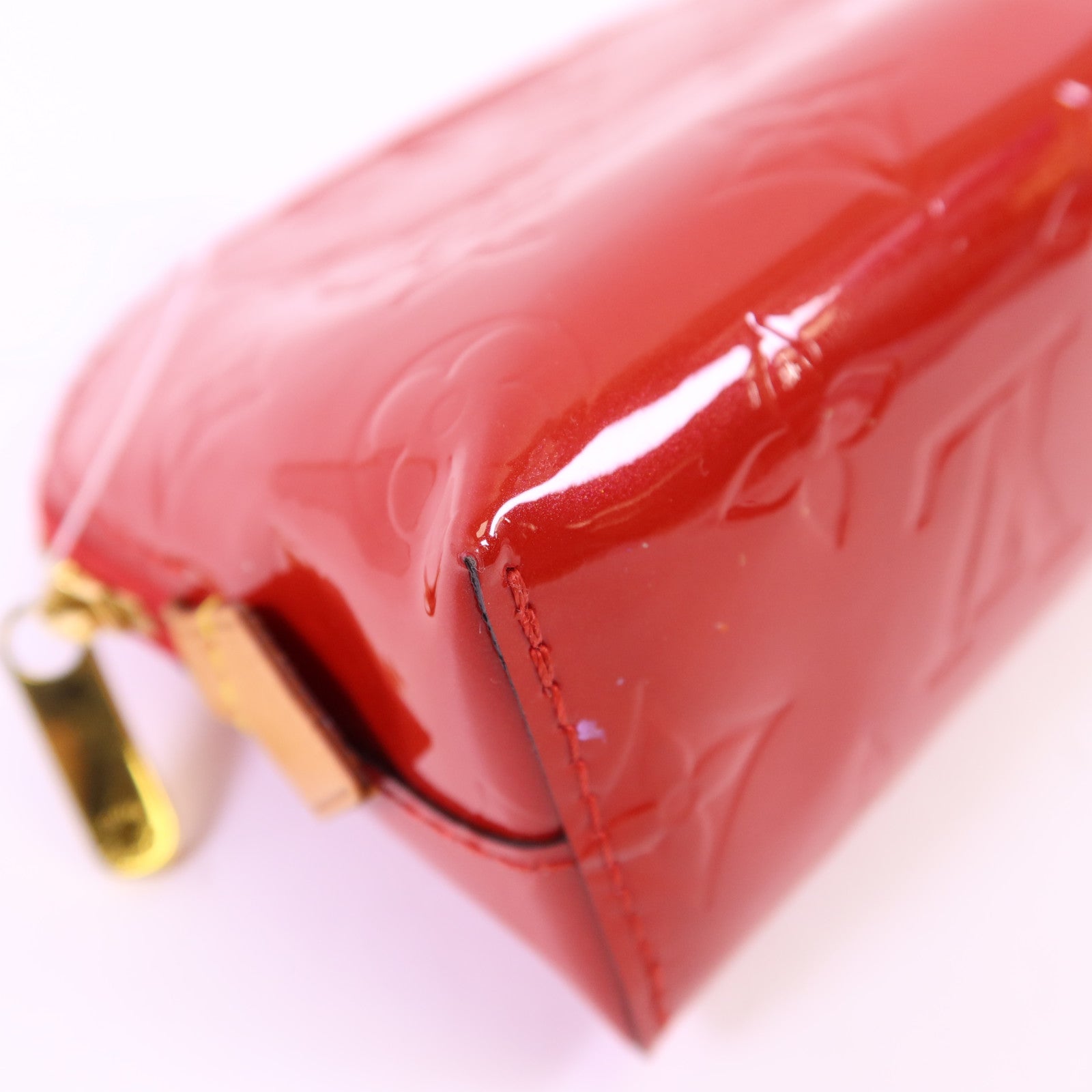 LOUIS VUITTON Monogram Vernis Pochette Cosmetic Pouch金扣手拿包