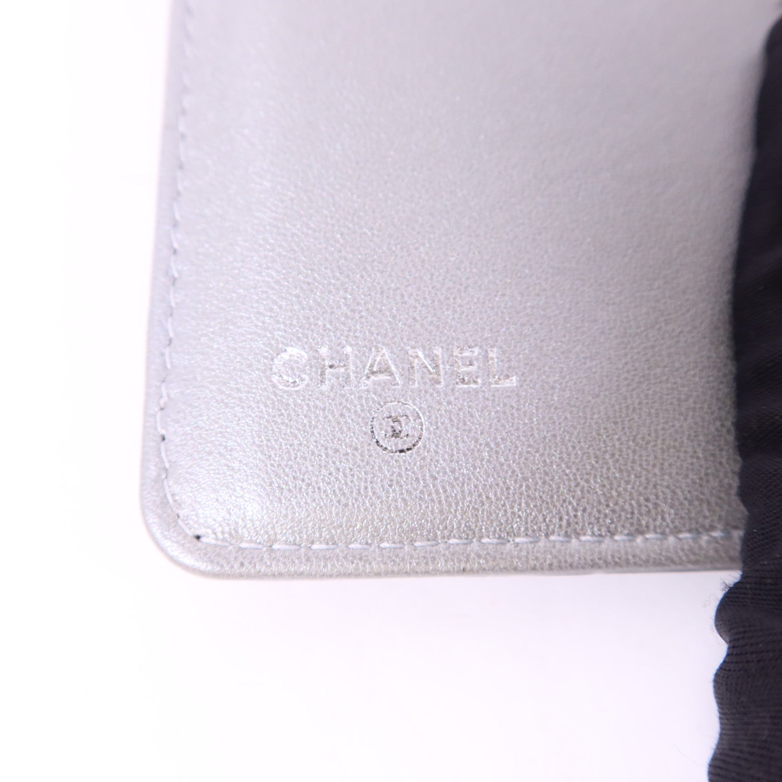 CHANEL 羊皮皮革Camellia Wallet銀扣錢包