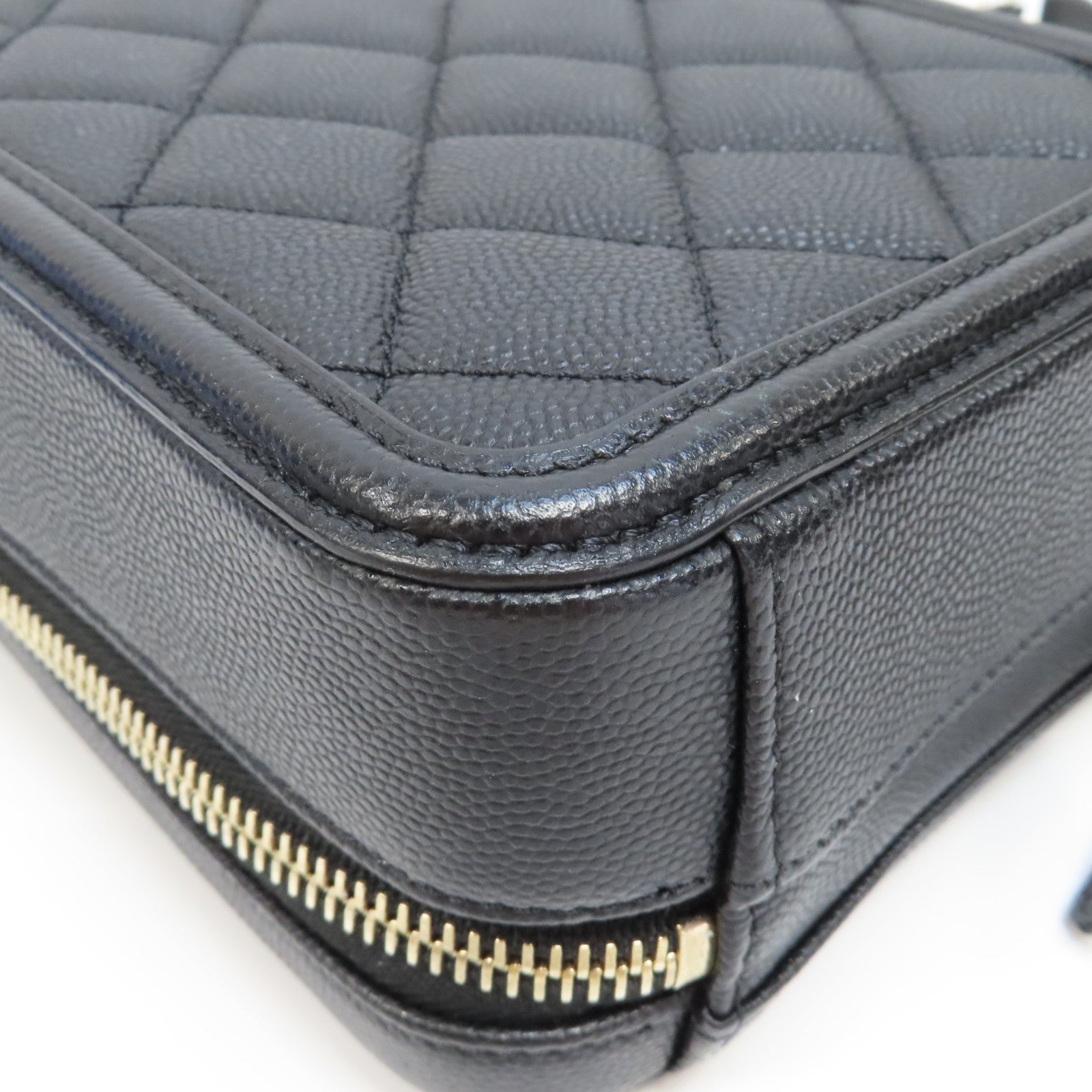 CHANEL 菱格Caviar皮革Vanity Case金扣手挽肩背兩用袋黑色
