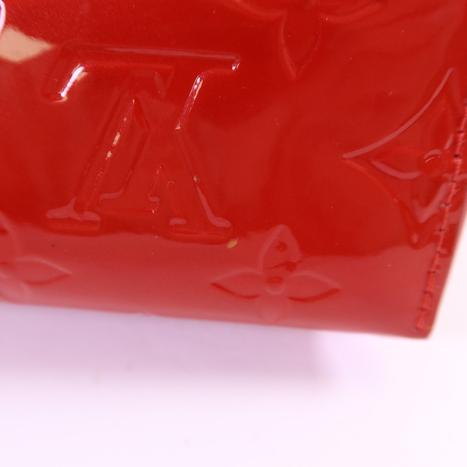 LOUIS VUITTON Monogram Vernis Pochette Cosmetic Pouch金扣手拿包