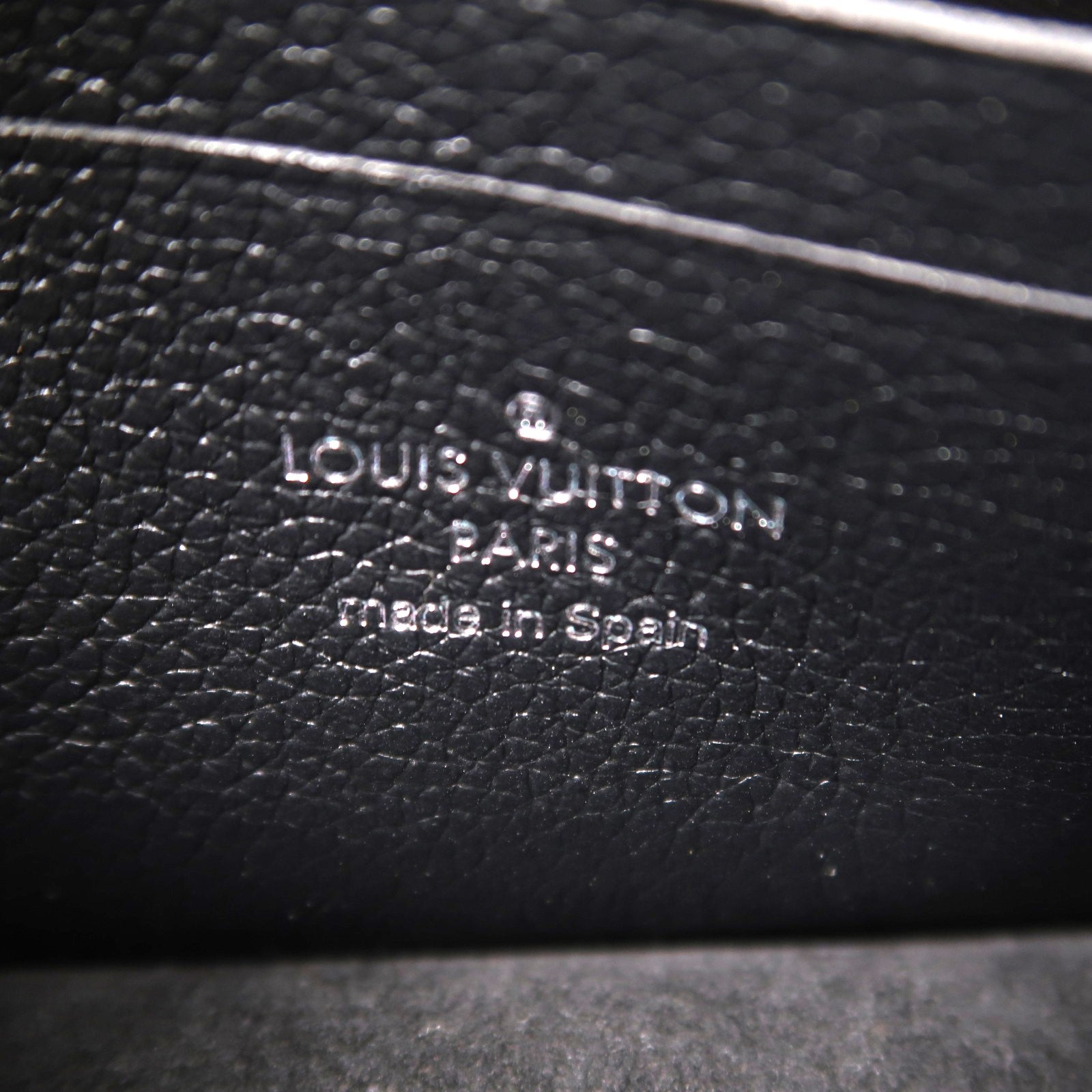 LOUIS VUITTON 牛皮皮革Mylockme銀扣鏈帶肩背袋黑色
