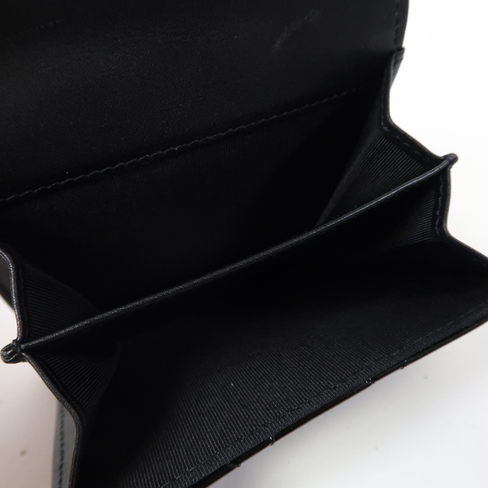 CHANEL 菱格漆皮皮革Card Case銀扣卡片套黑色
