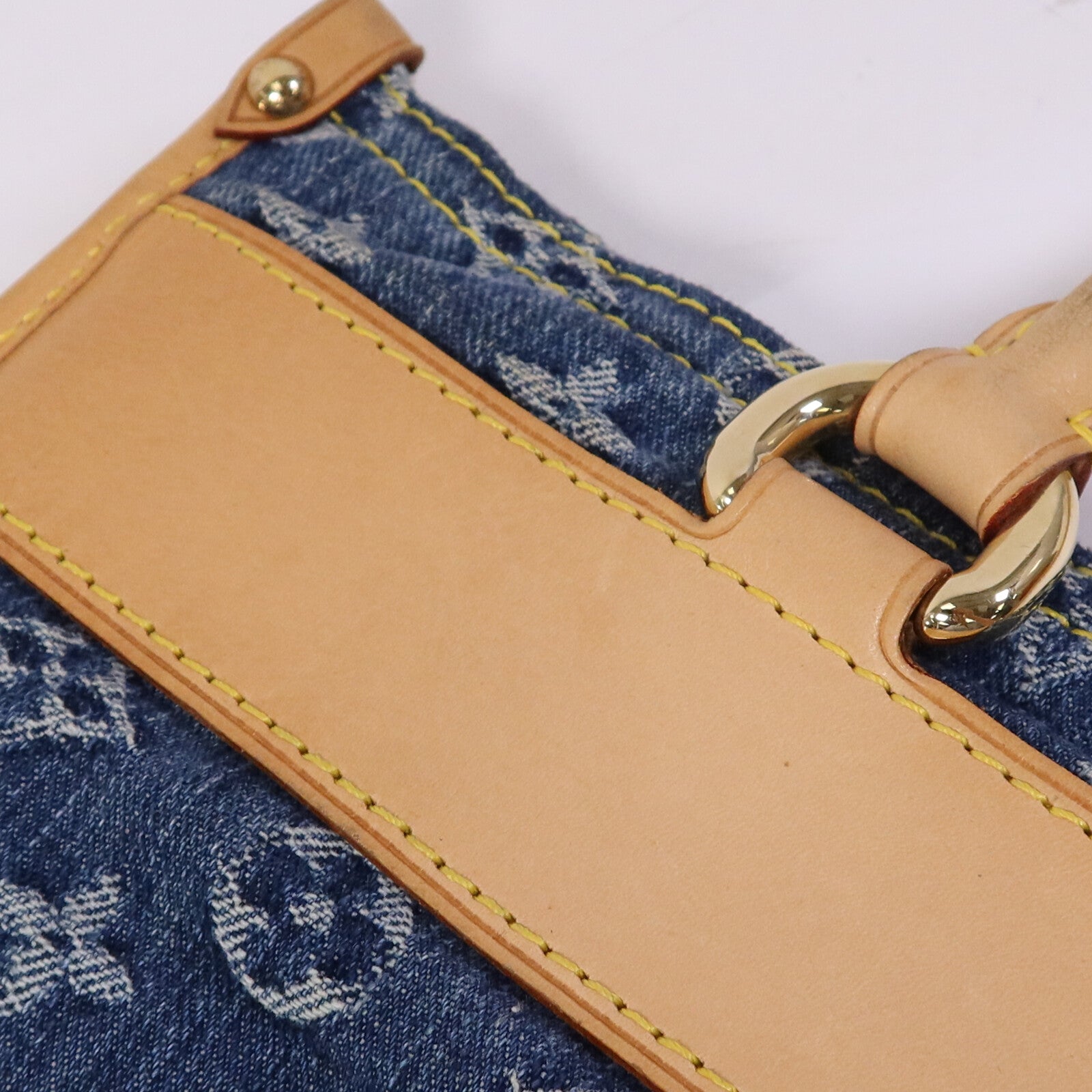 LOUIS VUITTON Monogram Denim Flat Shopper金扣手挽袋