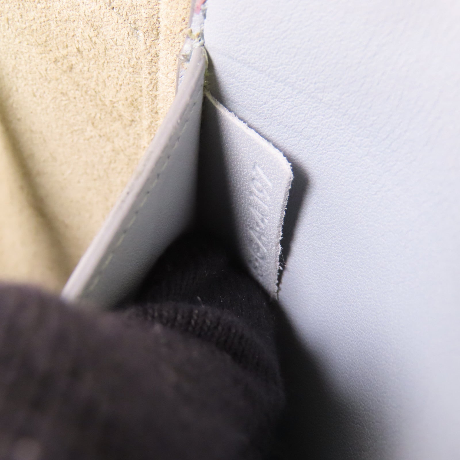 CELINE 皮革Tri-fold Clutch Bag On Chain銀扣鏈帶肩背袋