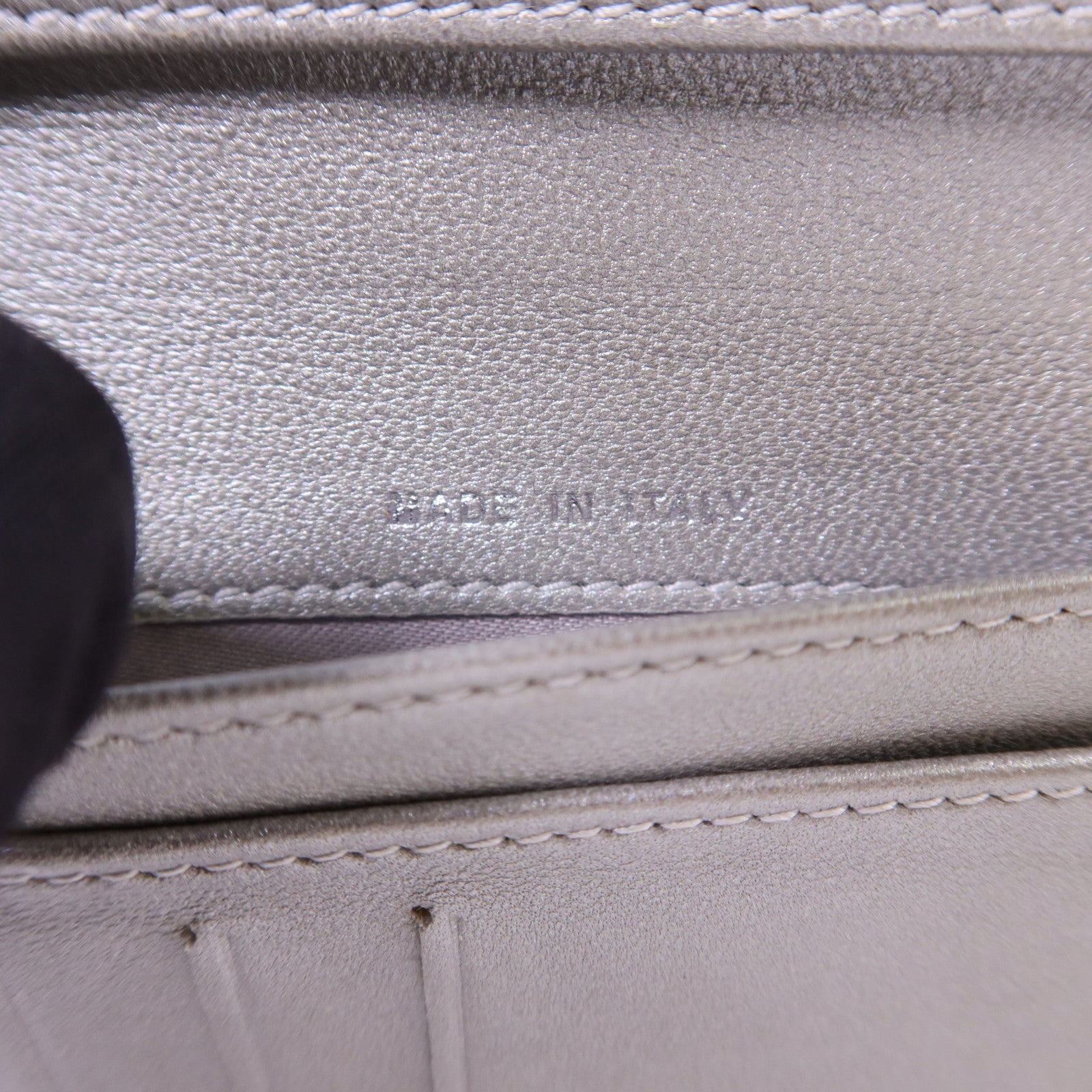 CHANEL 羊皮皮革Camellia Wallet銀扣錢包