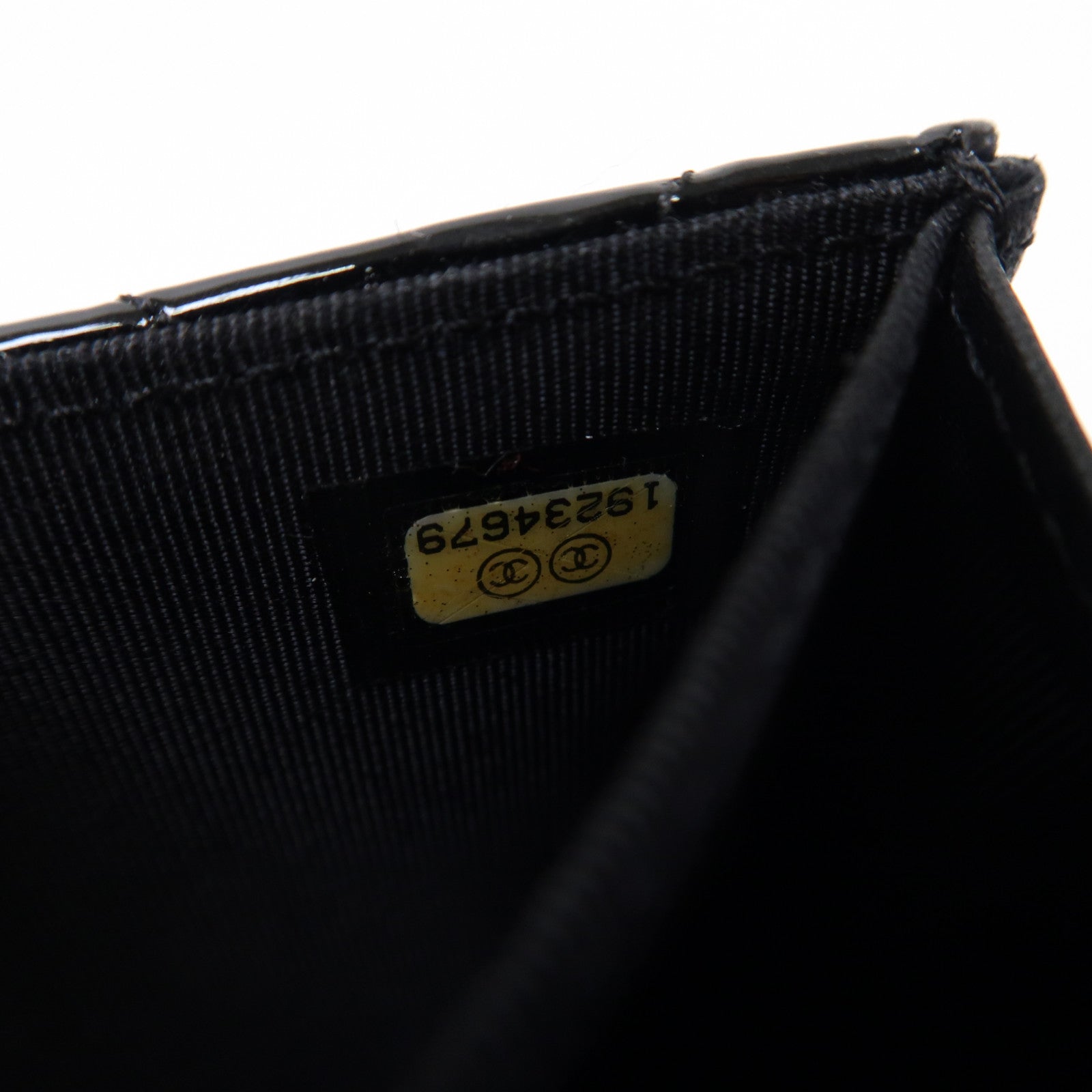 CHANEL 菱格漆皮皮革Card Case銀扣卡片套黑色