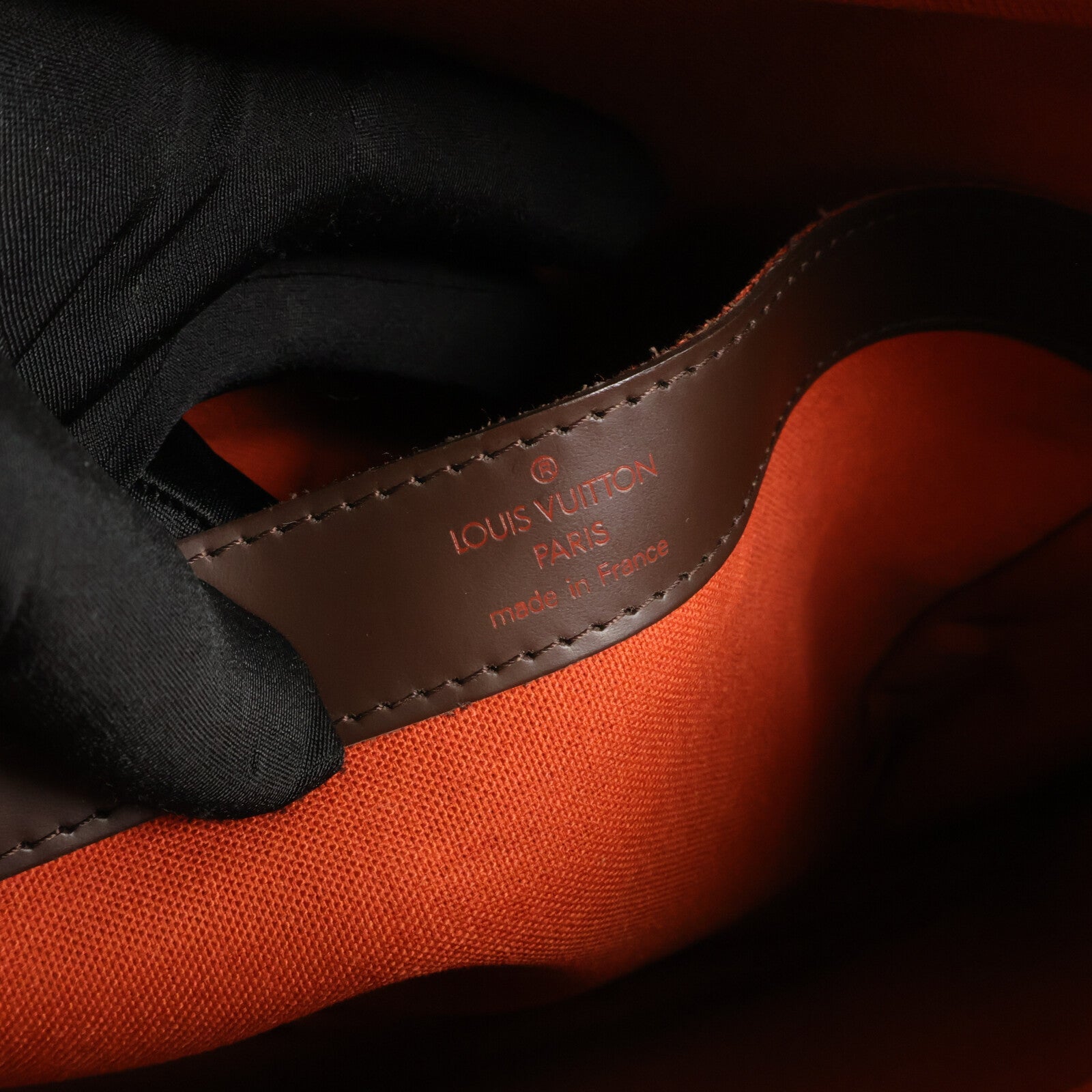 LOUIS VUITTON Damier Naviglio肩背袋