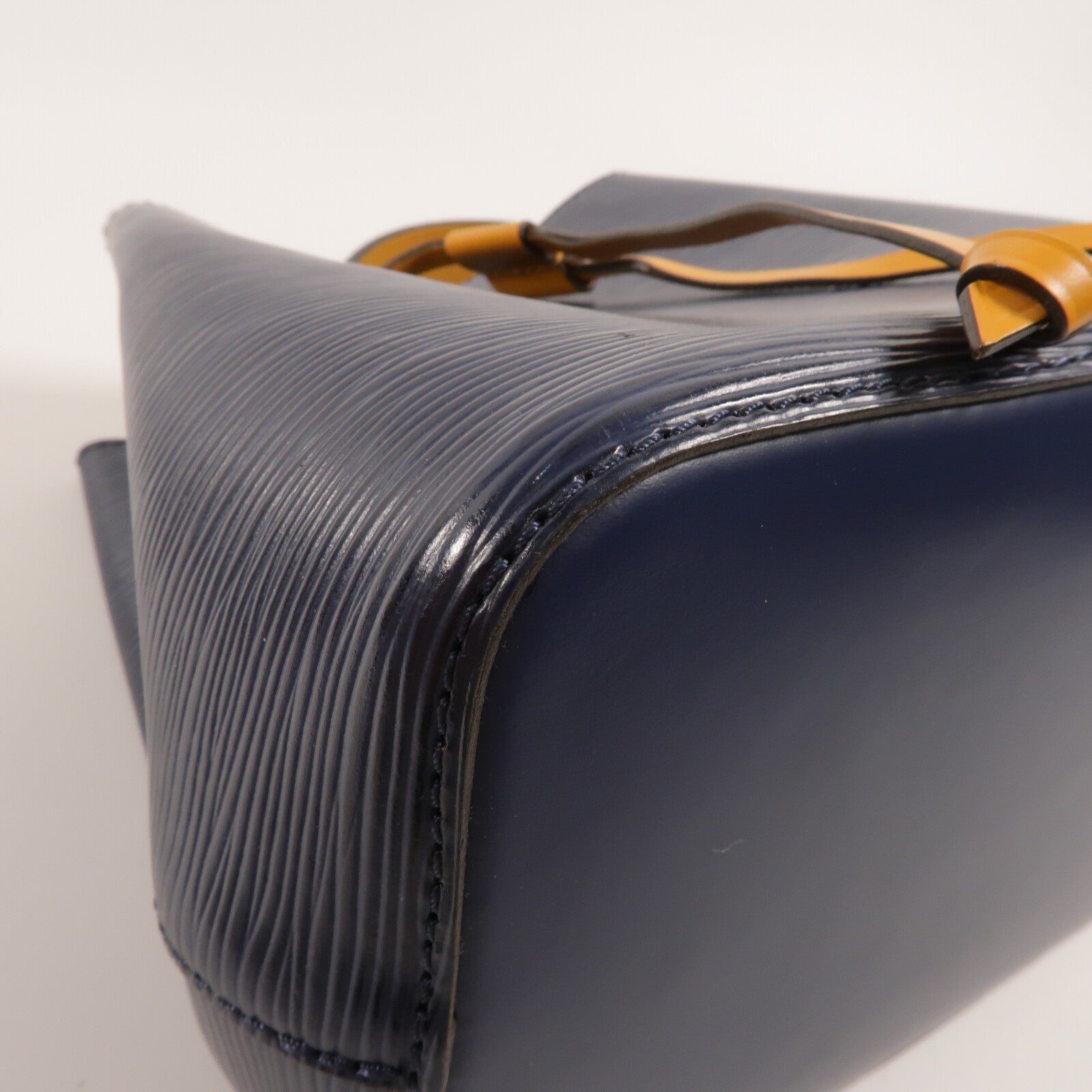 LOUIS VUITTON Epi Neo Noe BB手挽肩背兩用袋