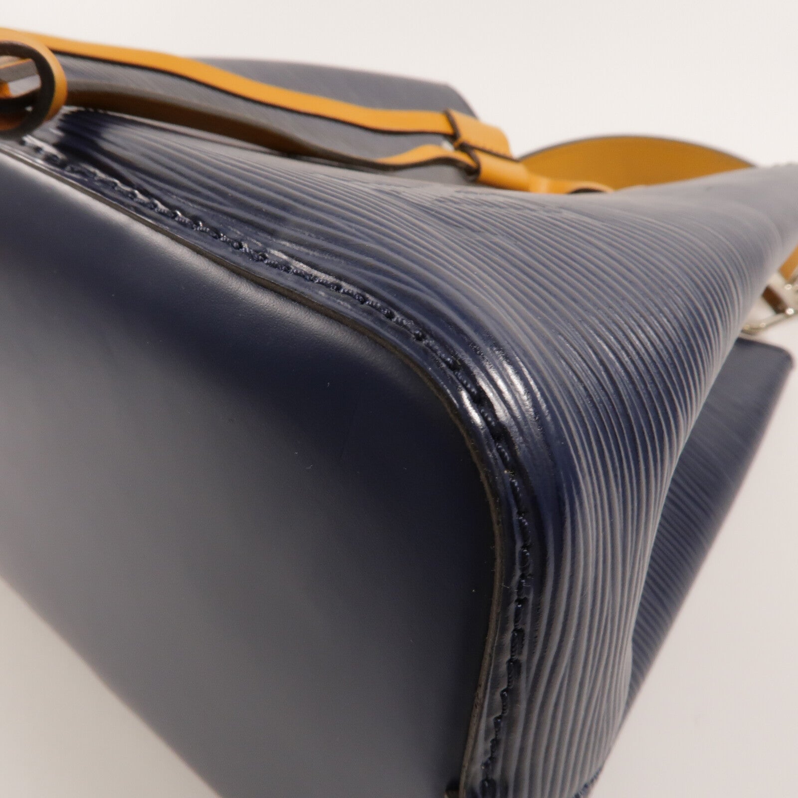 LOUIS VUITTON Epi Neo Noe BB手挽肩背兩用袋