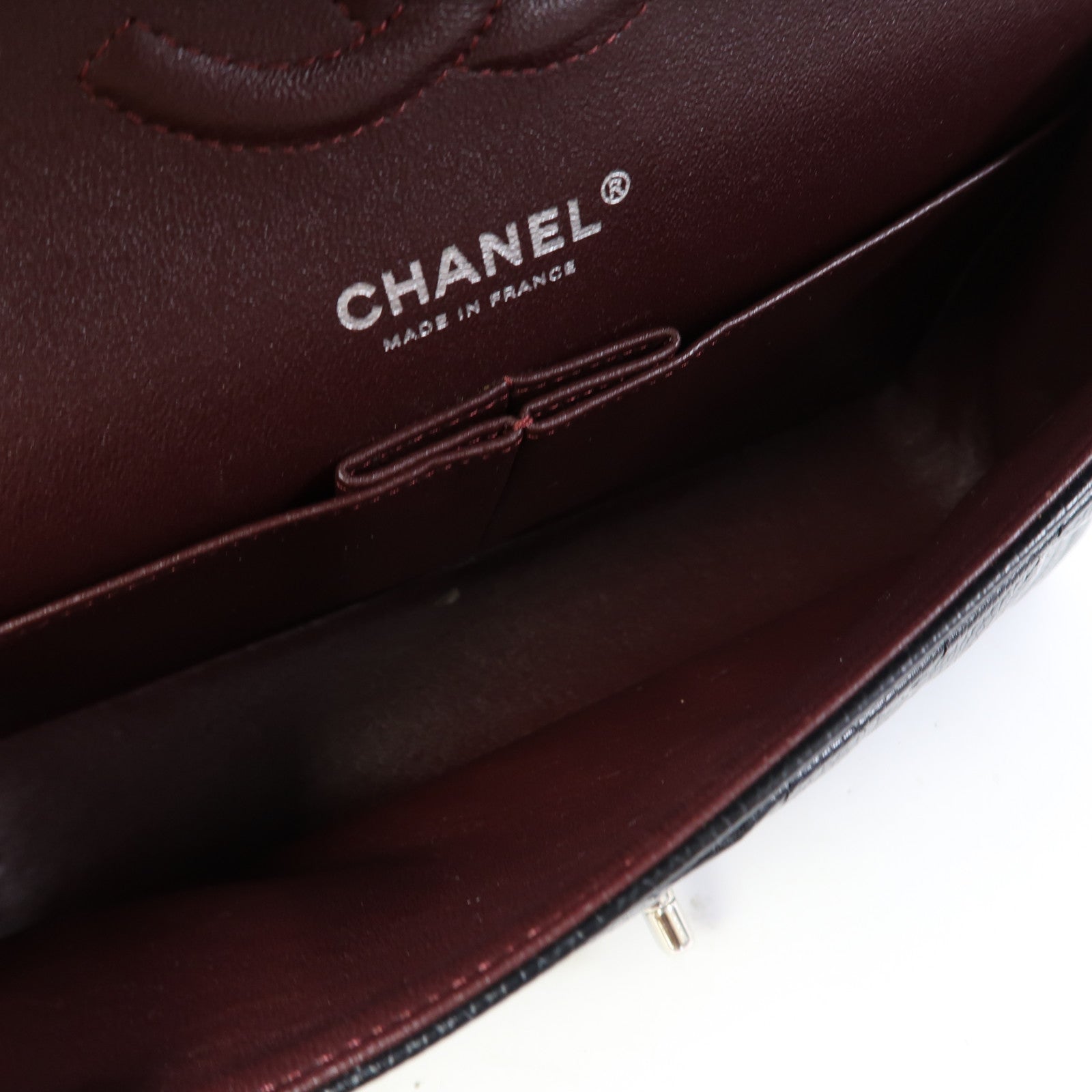 CHANEL 菱格Caviar皮革Classic 25銀扣肩背袋黑色