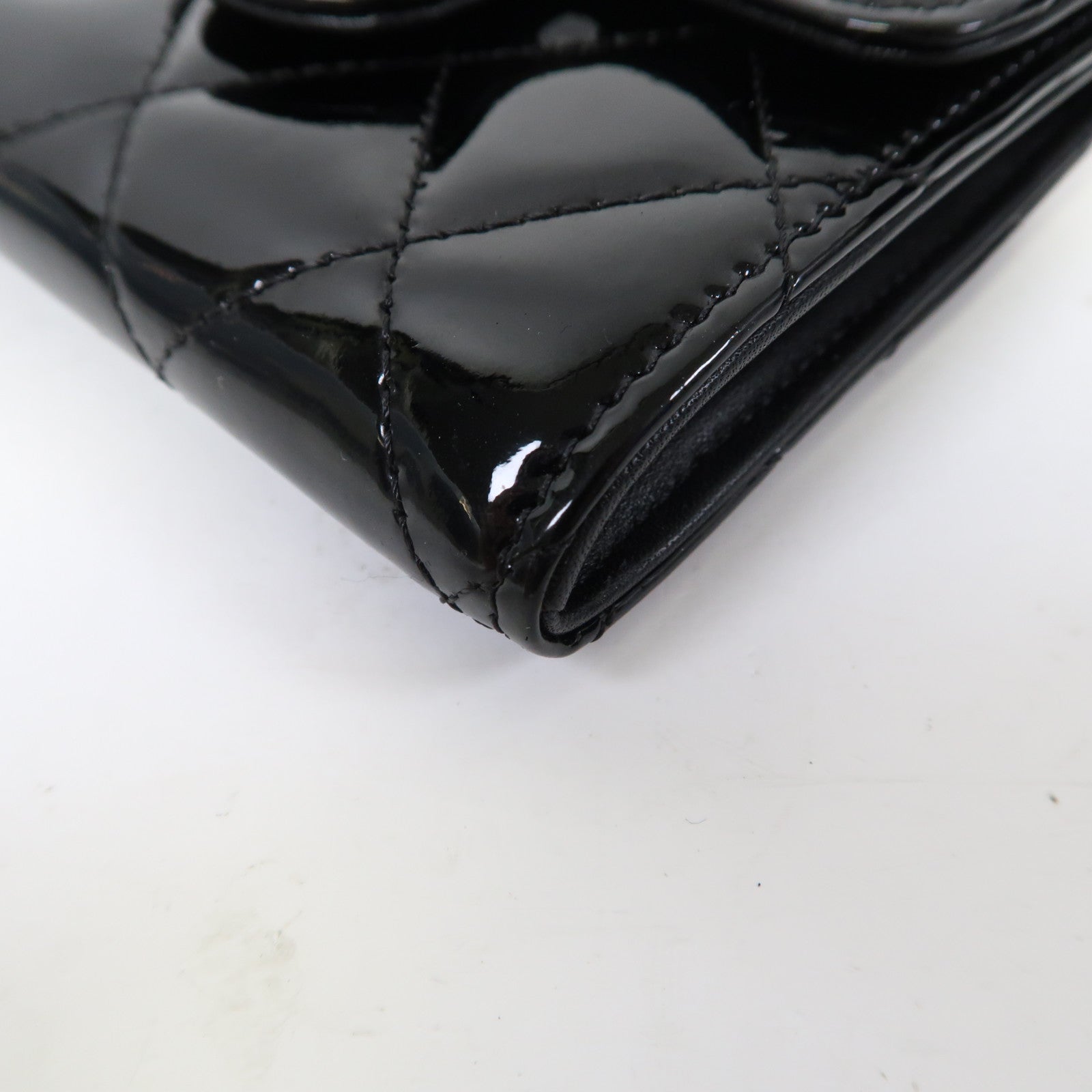 CHANEL 菱格漆皮皮革Card Case銀扣卡片套黑色