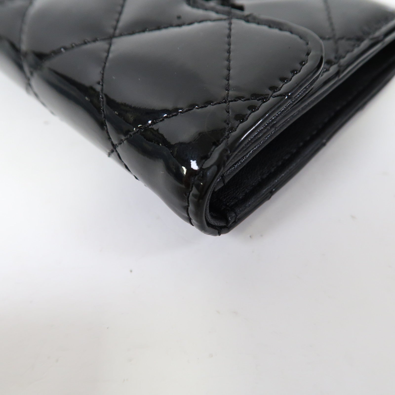CHANEL 菱格漆皮皮革Card Case銀扣卡片套黑色