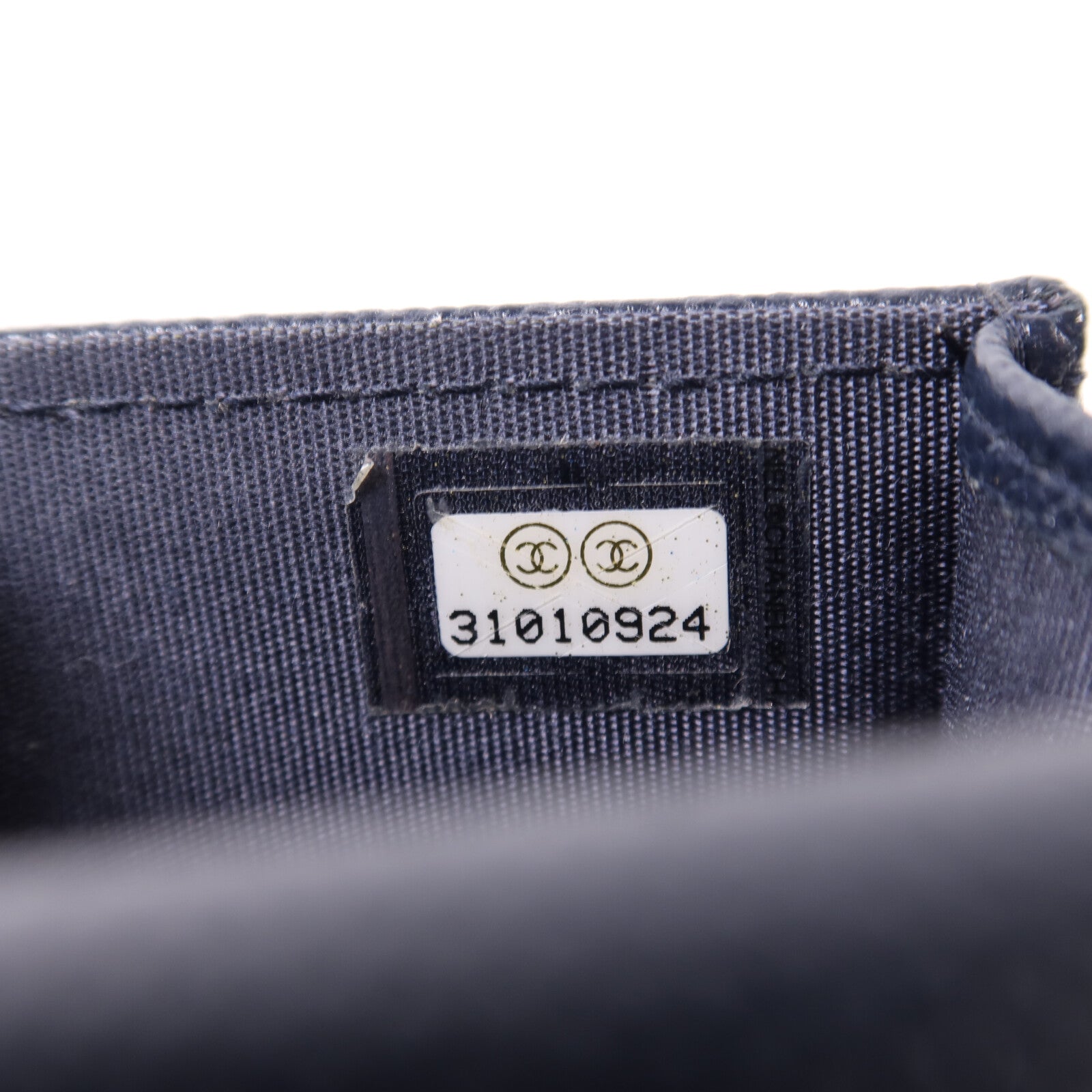 CHANEL 牛皮皮革CC Quilted Phone金扣鏈帶肩背袋