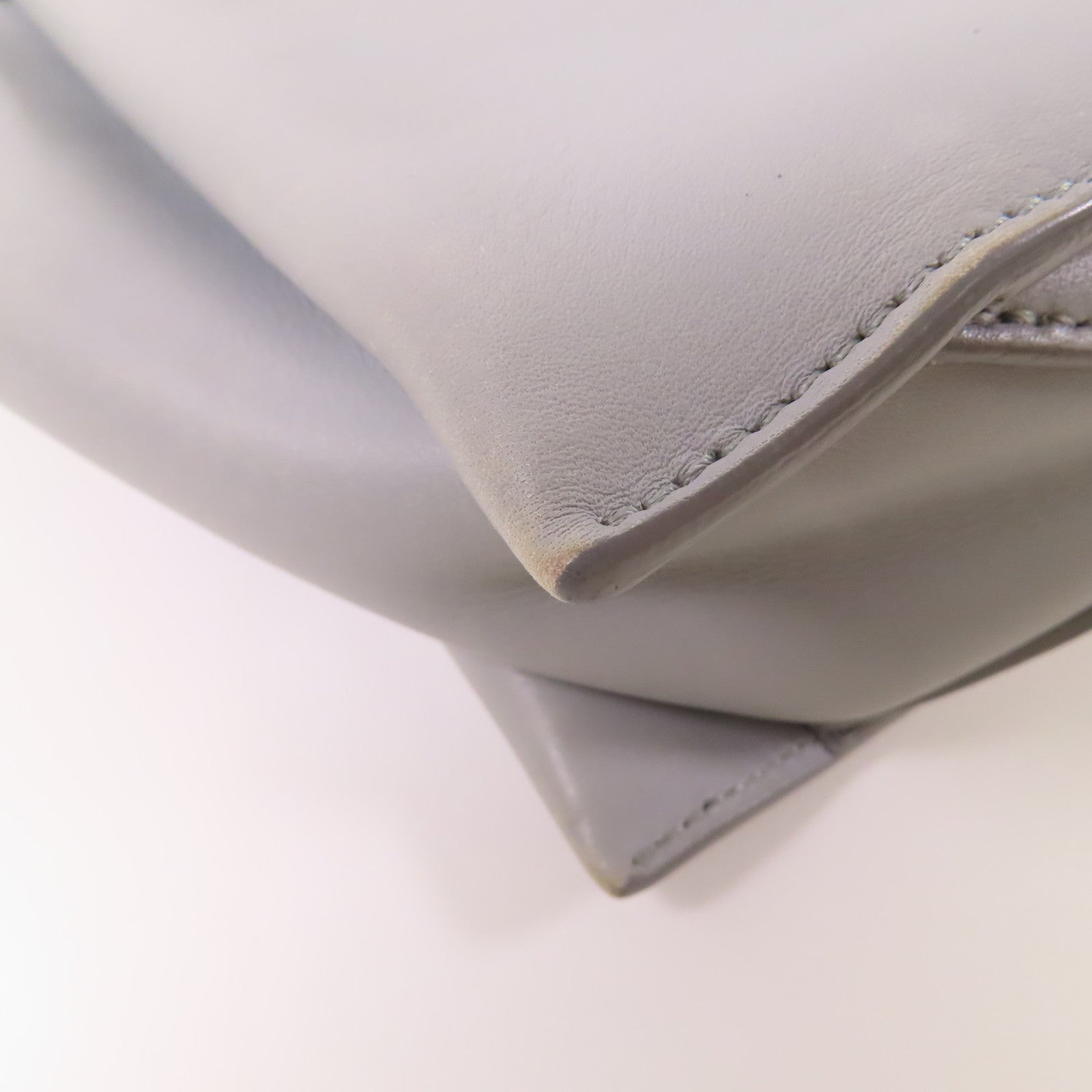 CELINE 皮革Tri-fold Clutch Bag On Chain銀扣鏈帶肩背袋