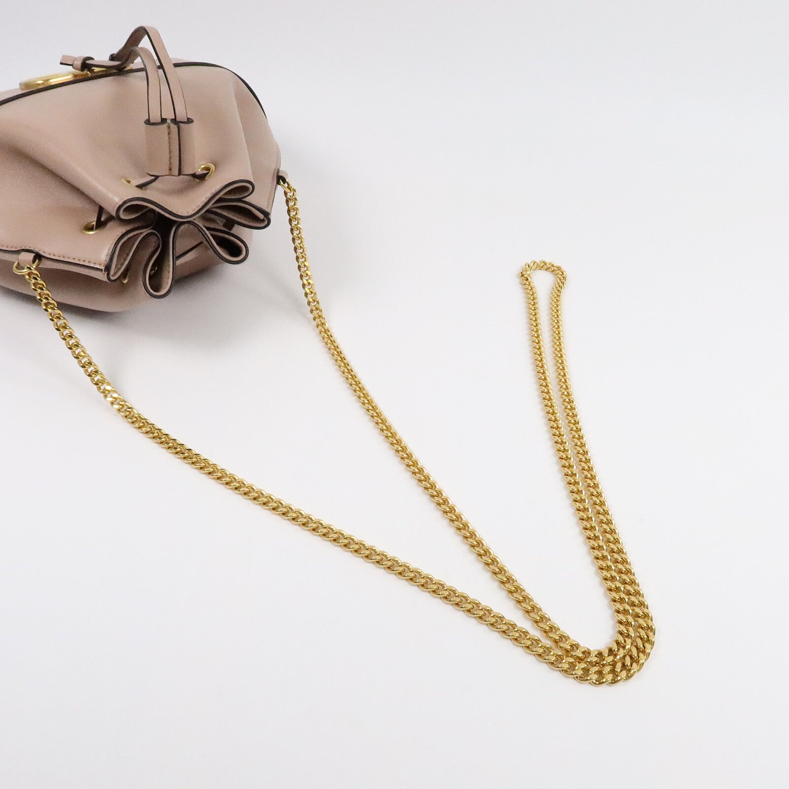 Valentino Nappa皮革VLogo Signature Bucket Bag鏈帶肩背袋