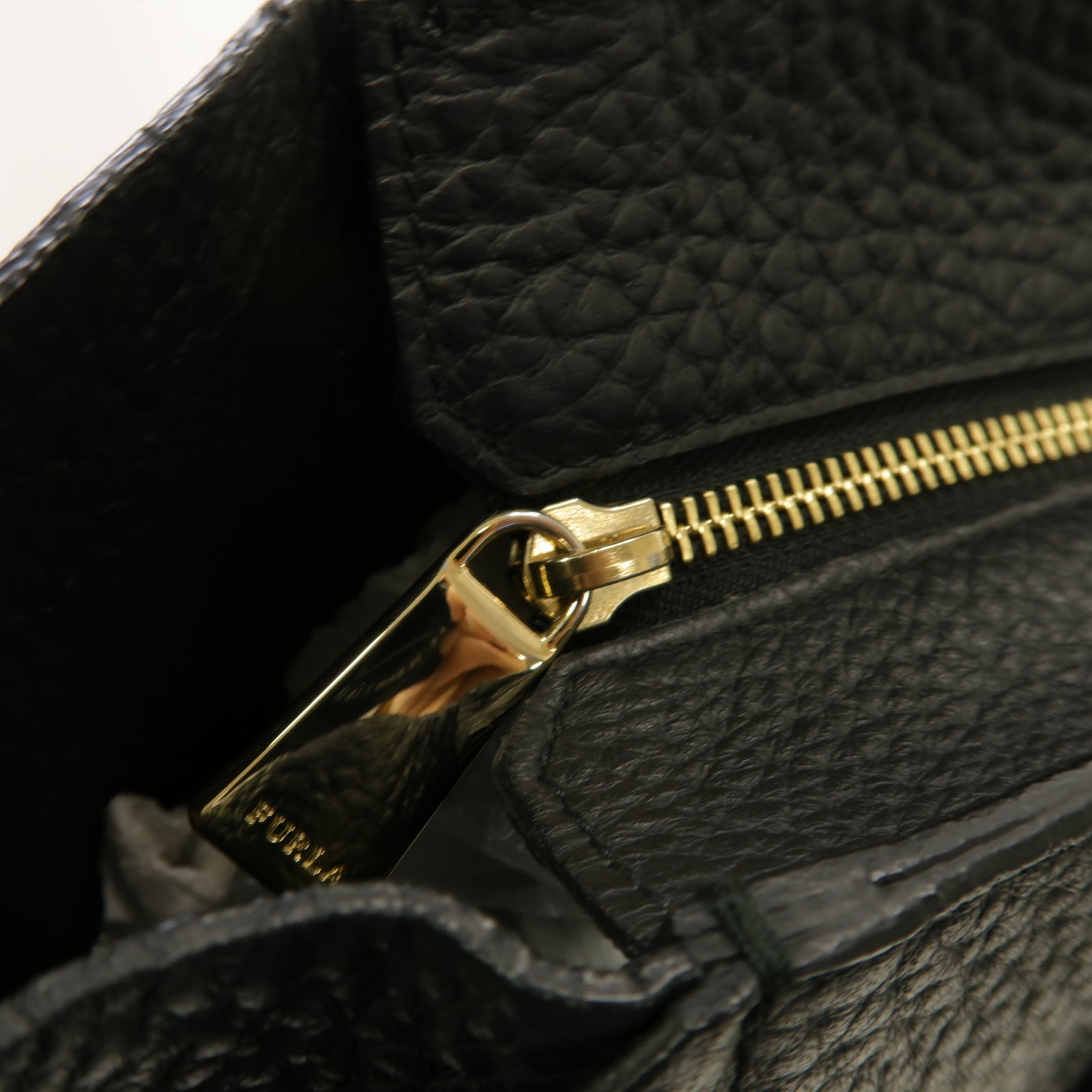 Furla 牛皮皮革Shoulder Bag金扣肩背袋黑色