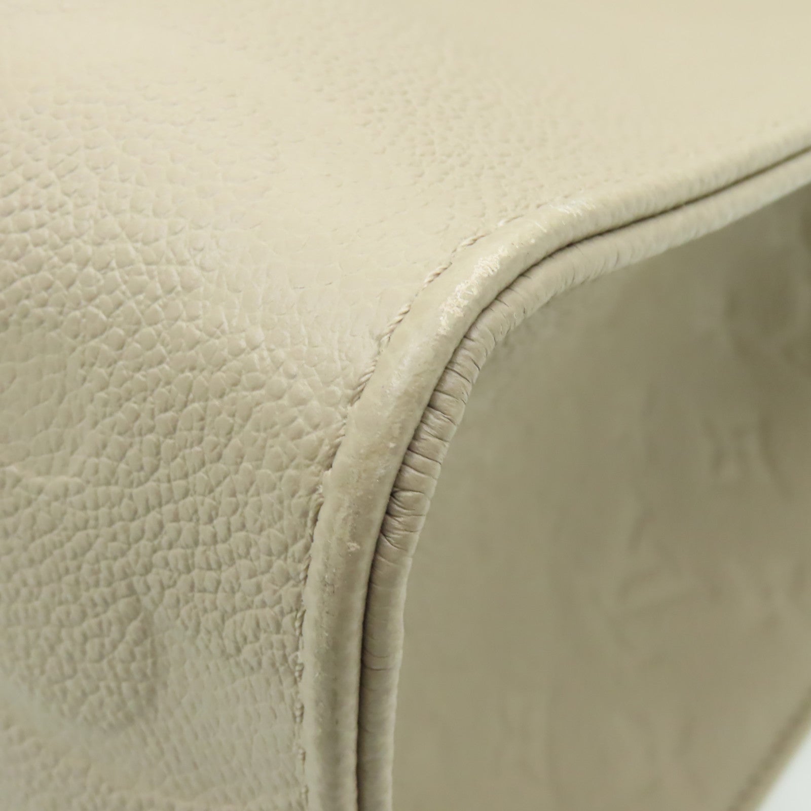LOUIS VUITTON 【激減優惠】Monogram Empreinte On The Go金扣肩背袋米色