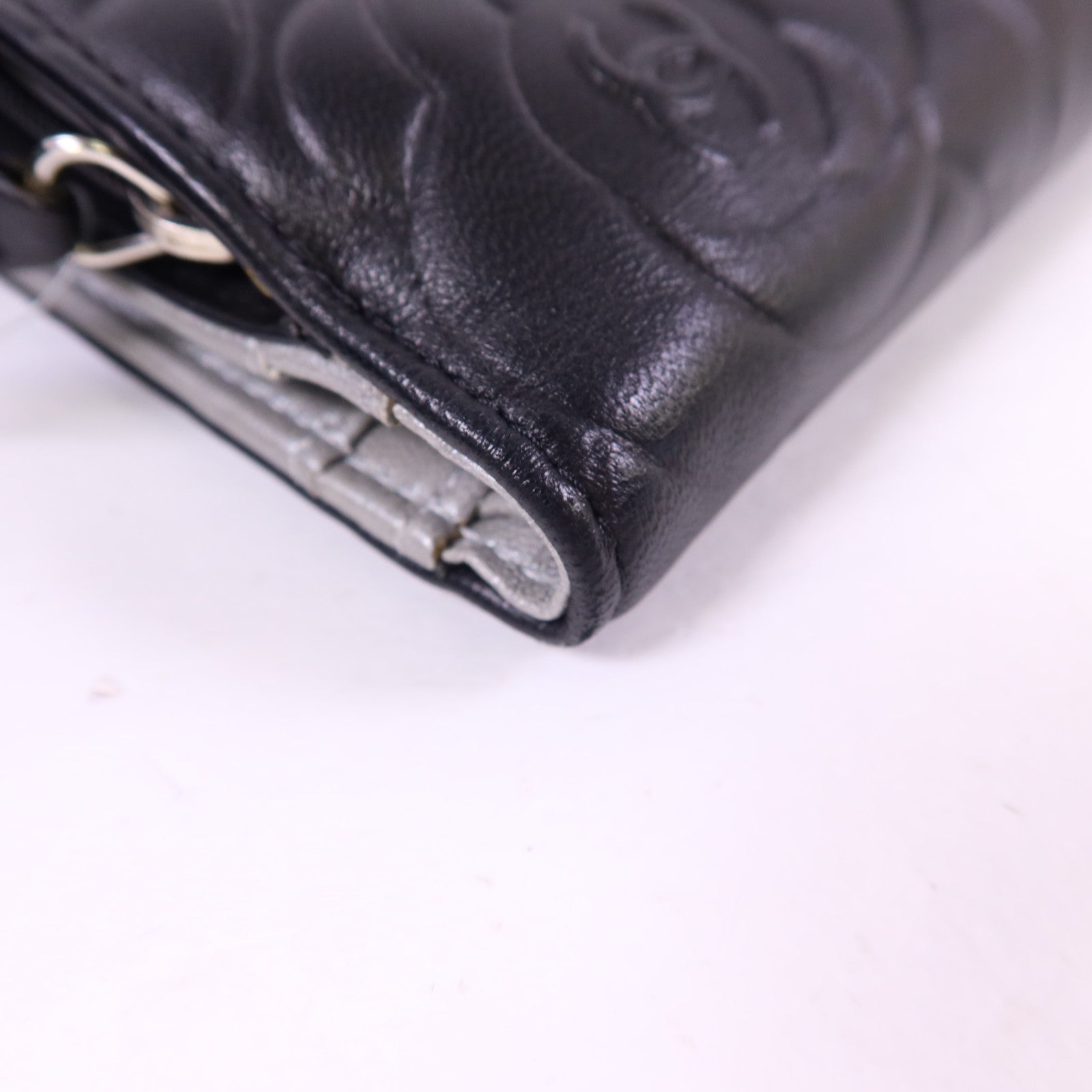 CHANEL 羊皮皮革Camellia Wallet銀扣錢包