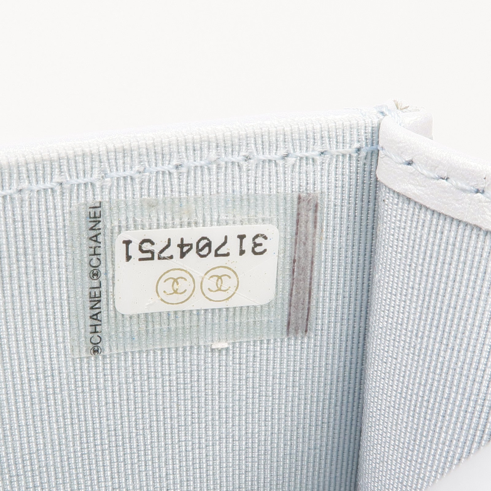 CHANEL 牛皮皮革Phone Bag銀扣鏈帶肩背袋