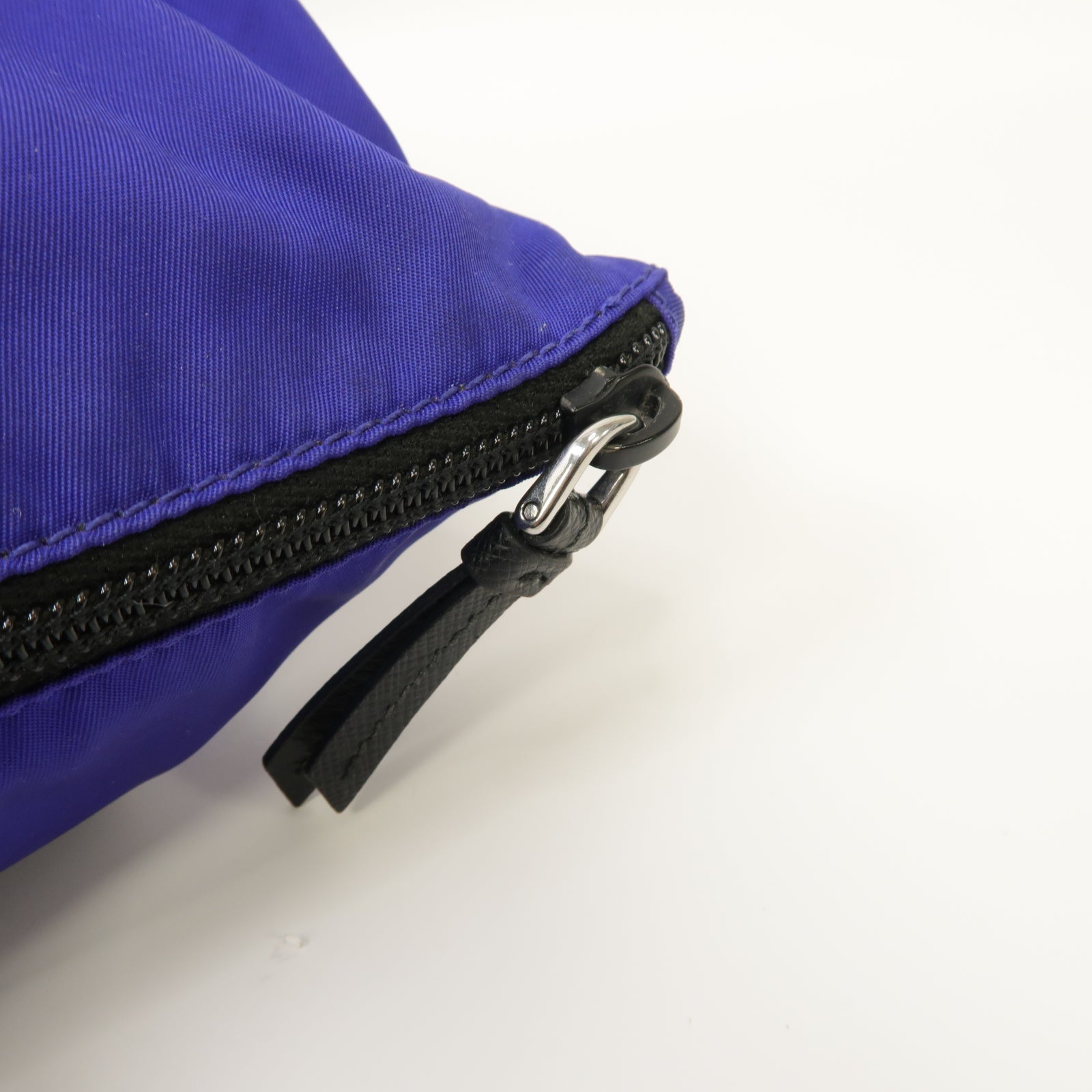 PRADA 【激減優惠】尼龍Shoulder Bag銀扣肩背袋藍色