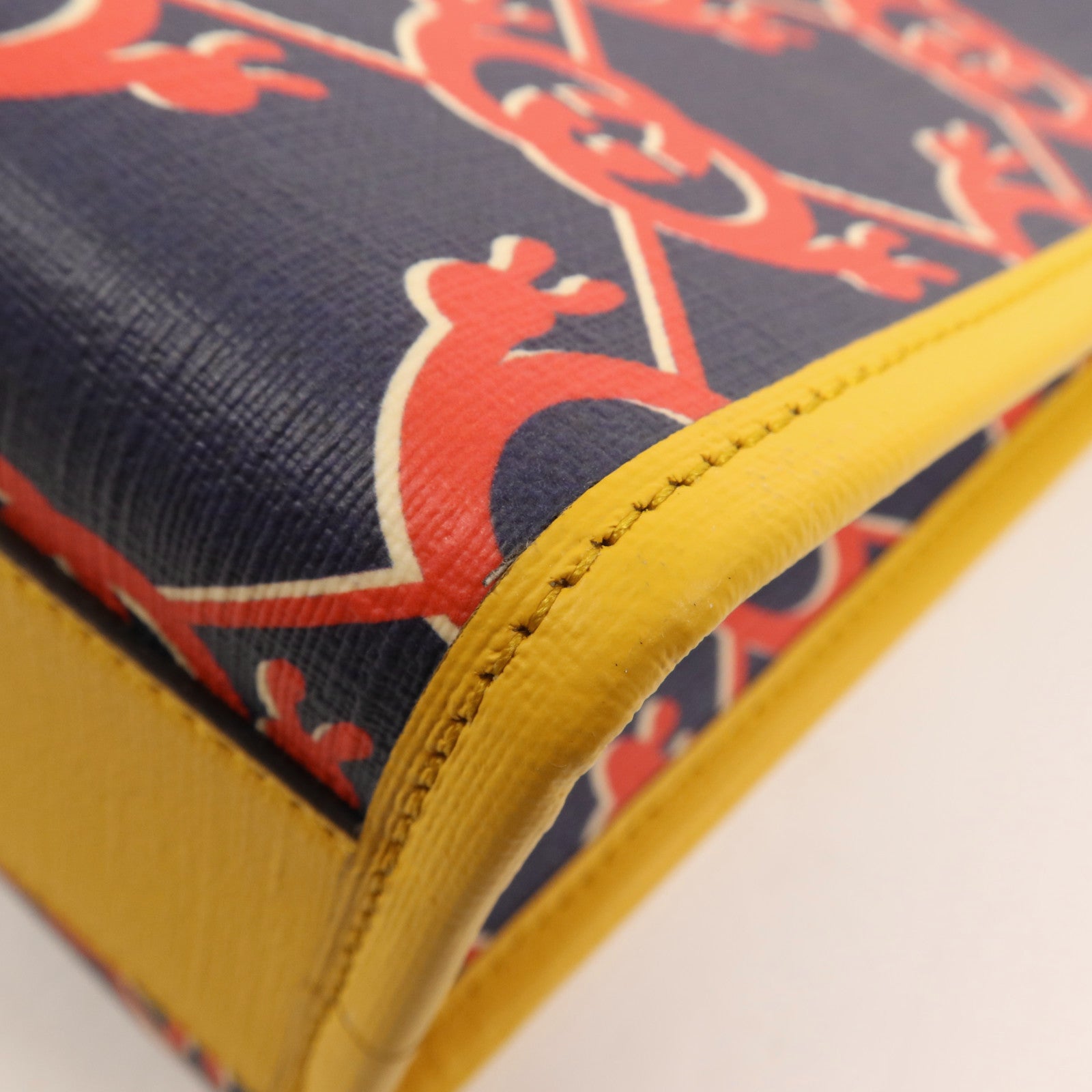 GUCCI 塗層帆布Childrens銀扣手挽袋