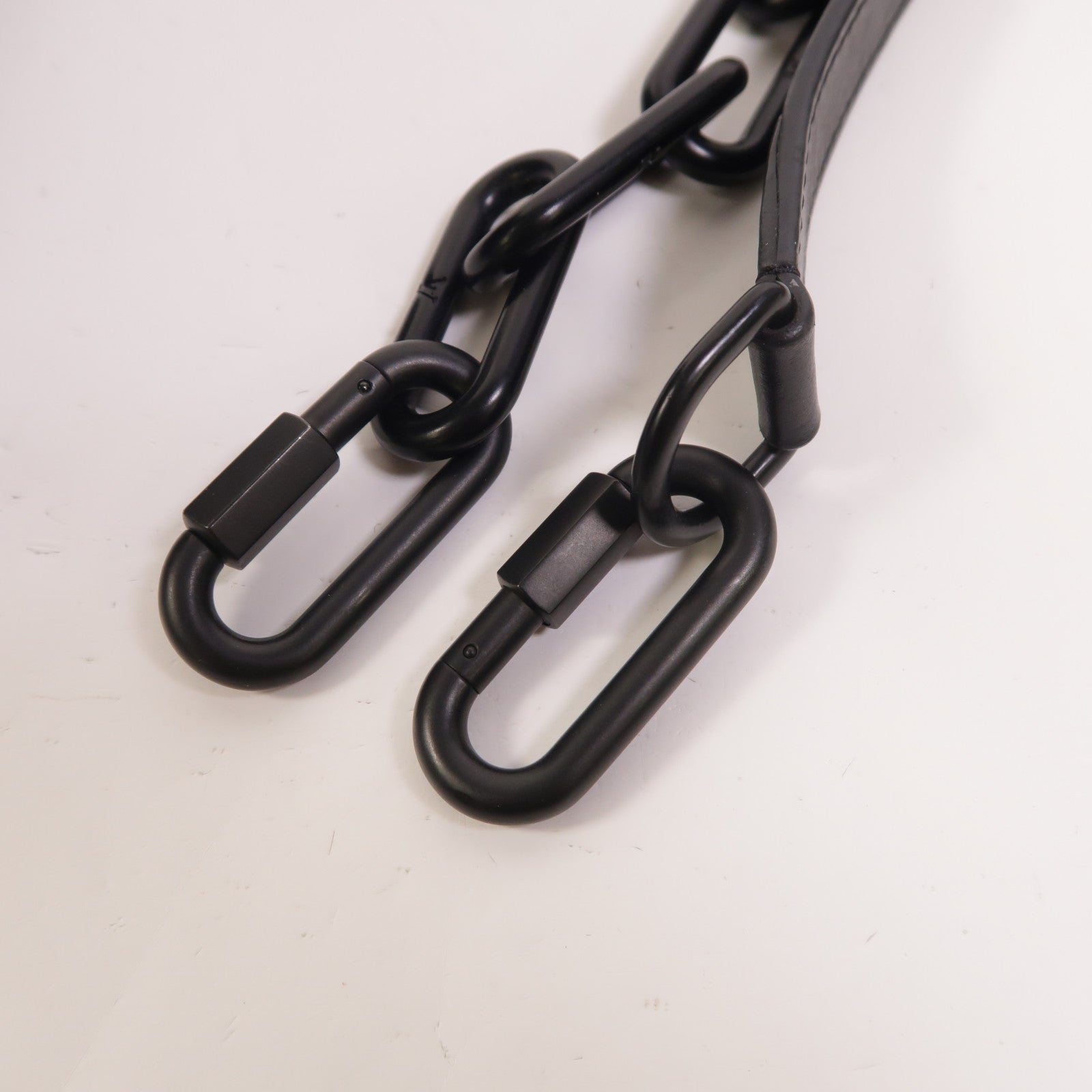 LOUIS VUITTON Monogram Eclipse Soft Trunk肩背袋